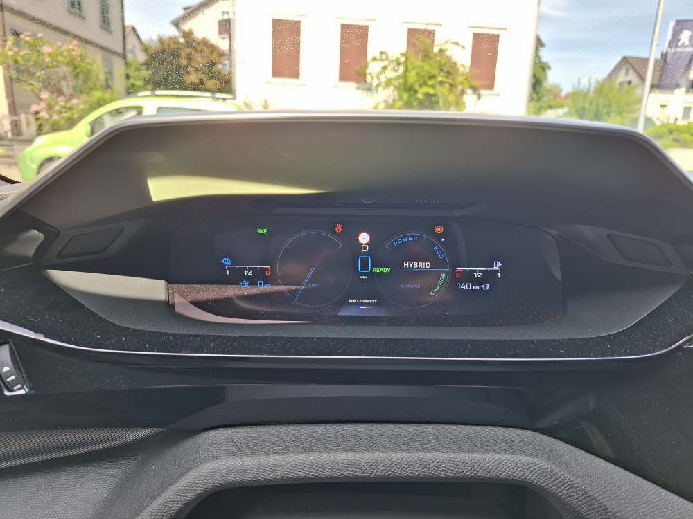 PEUGEOT 308 SW 1.6 PHEV 180 GT-image-19