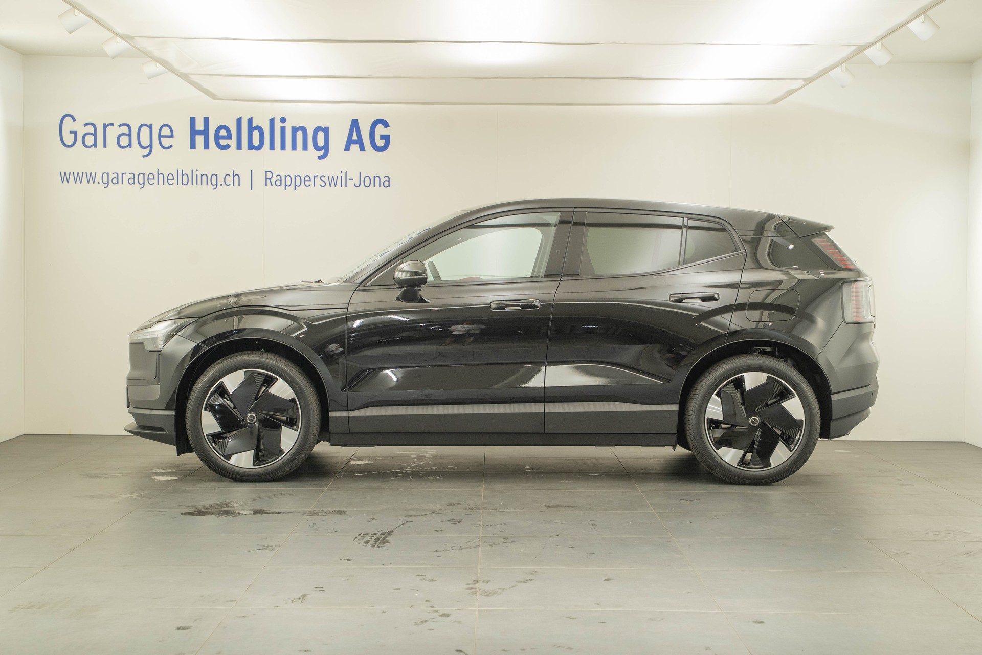 VOLVO EX30 E60 Twin Plus Performance AWD-image-2