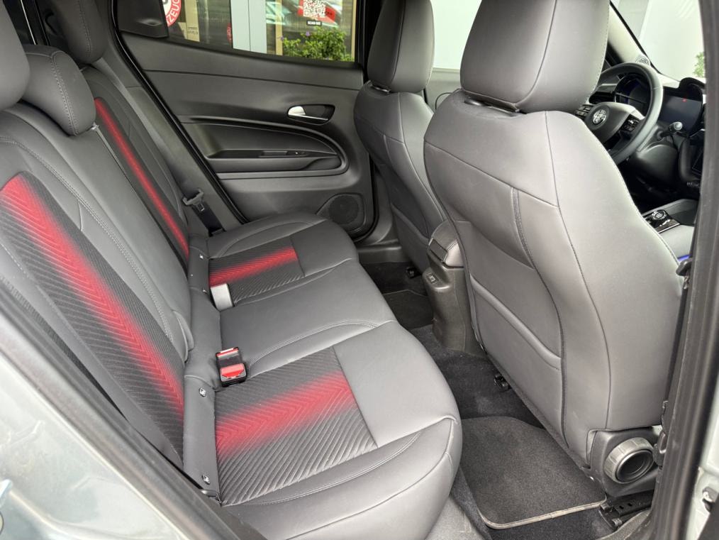 ALFA ROMEO Junior 1.2 48V Hybrid Speciale-image-9
