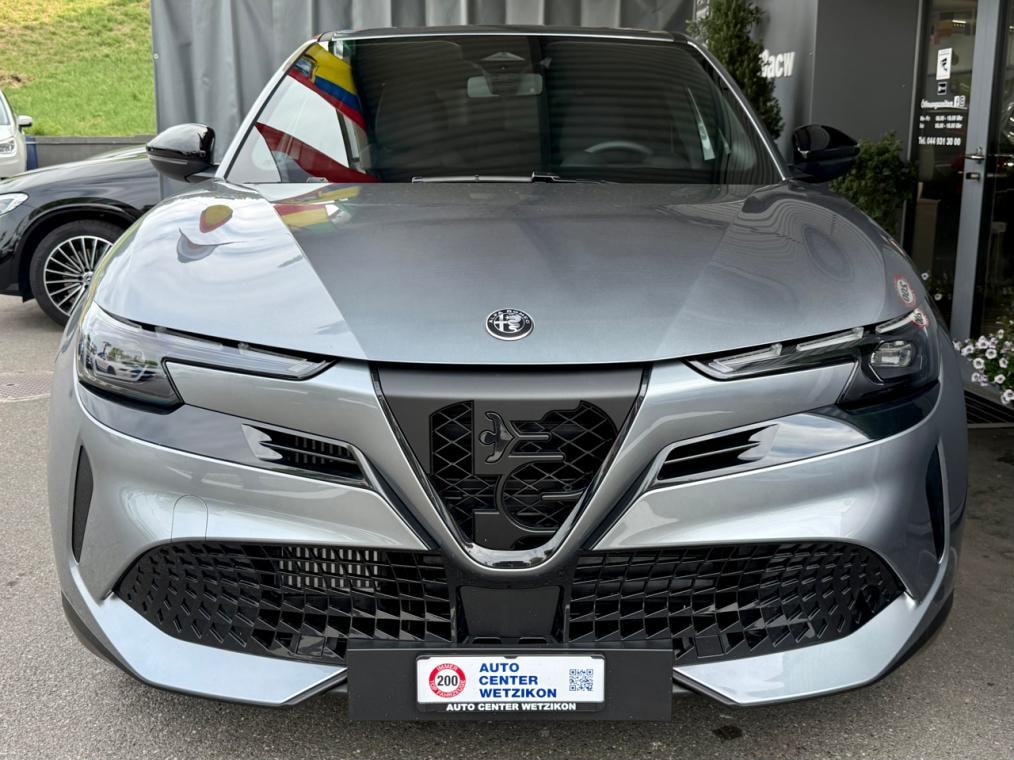 ALFA ROMEO Junior 1.2 48V Hybrid Speciale