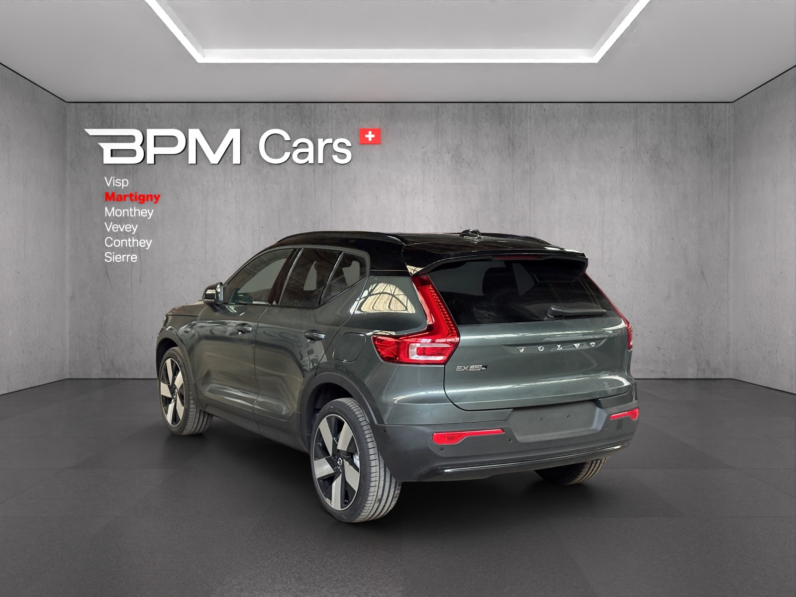 VOLVO EX40 82kWh Twin Motor AWD Ultra Xcentric Edition-showroom-element-1