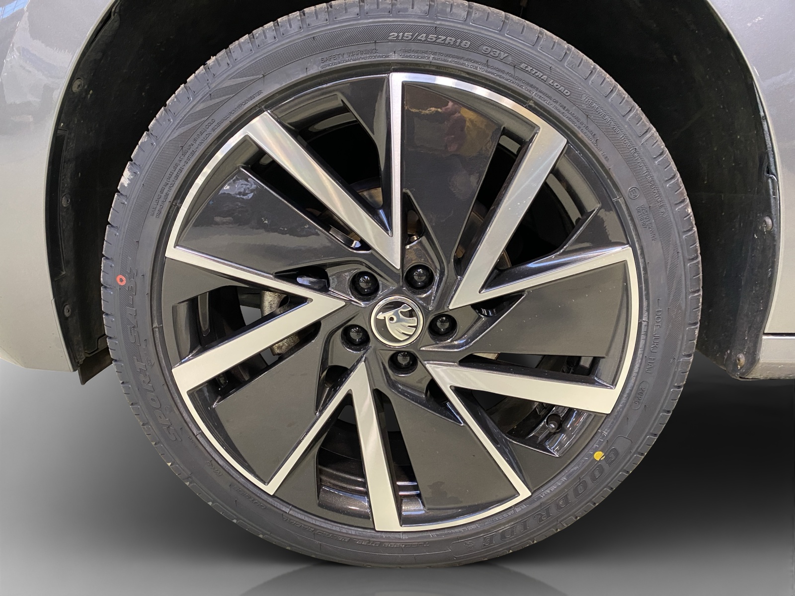 SKODA Kamiq 1.0 TSI Style DSG-image-15
