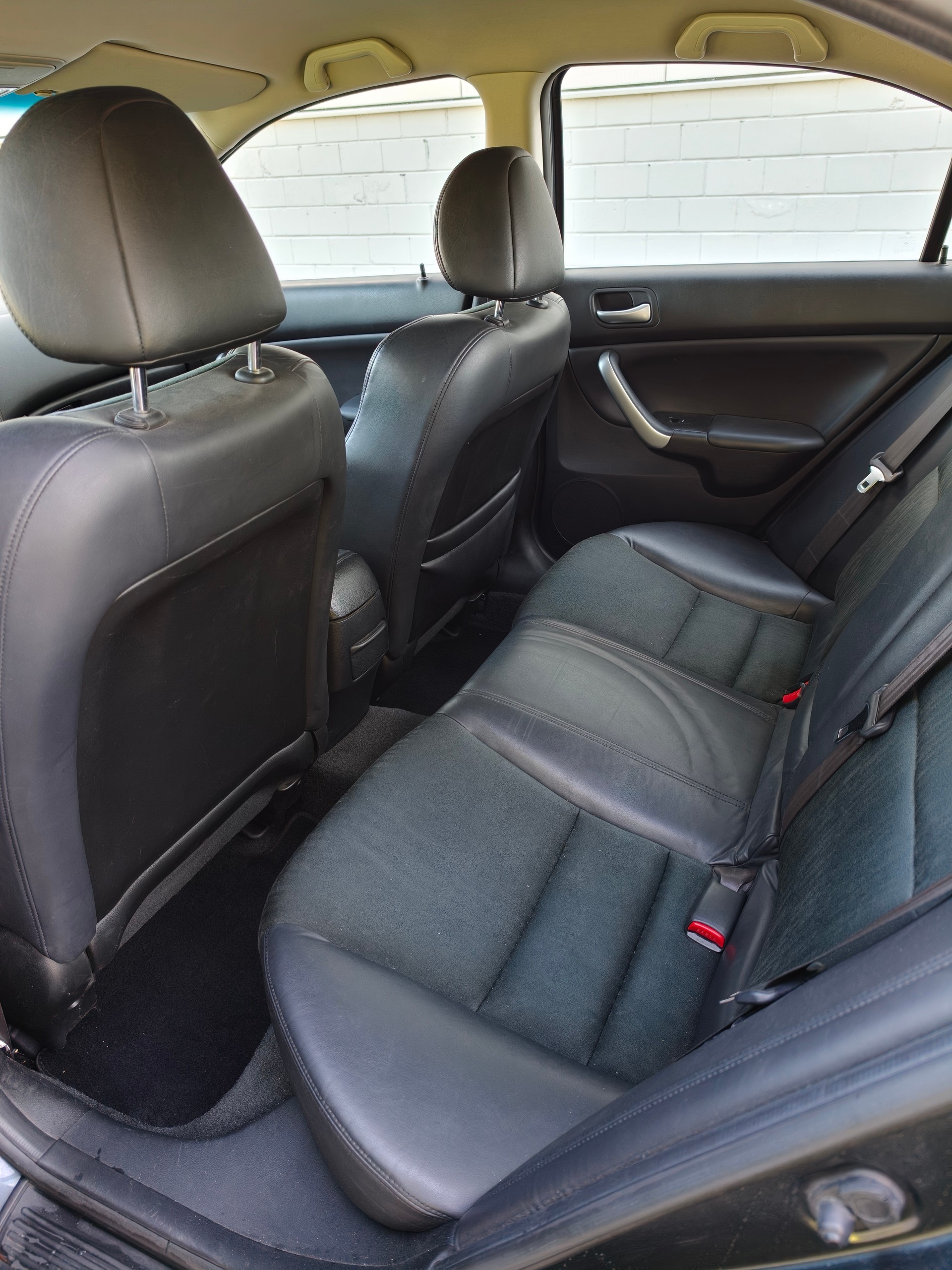 HONDA Accord 2.0i-image-9