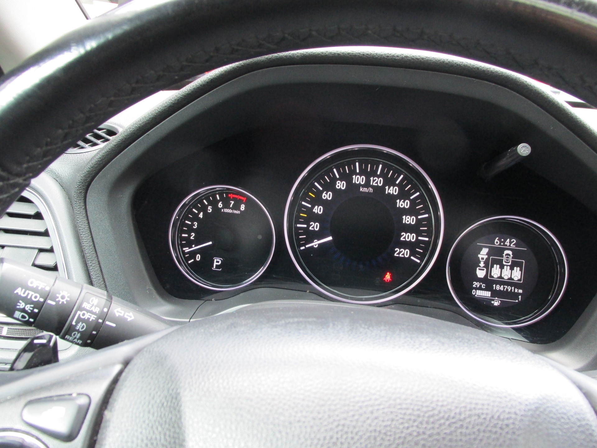 HONDA HR-V 1.5i-VTEC Executive CVT-image-14
