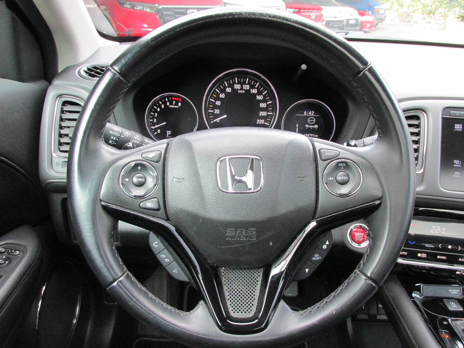 HONDA HR-V 1.5i-VTEC Executive CVT-image-15