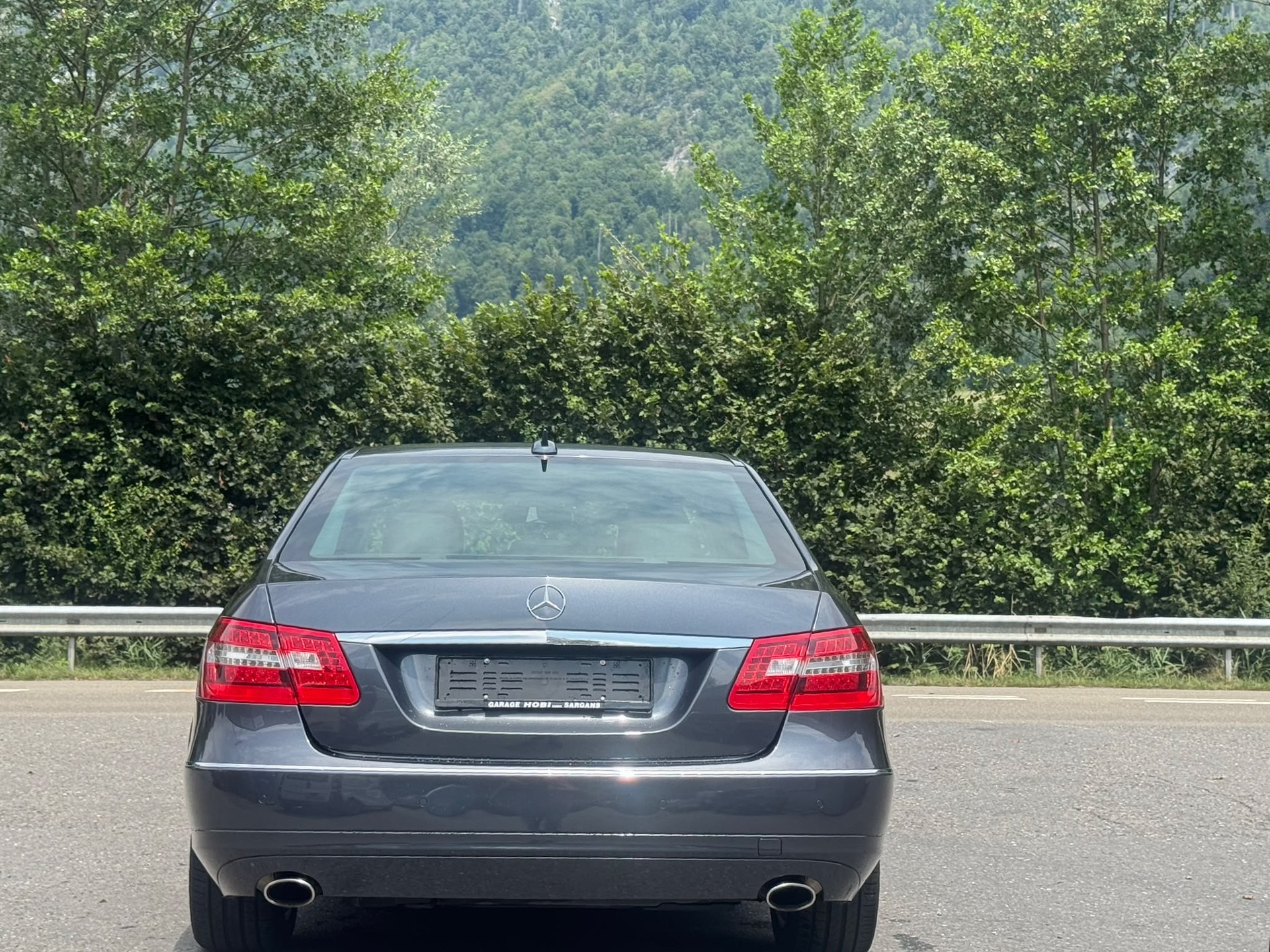 MERCEDES-BENZ E 350 CDI BlueEfficiency 4Matic 7G-Tronic-image-6