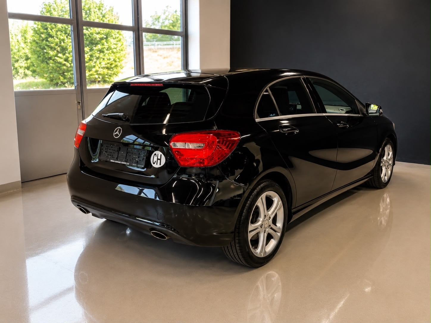 MERCEDES-BENZ A 180 7G-DCT-image-8