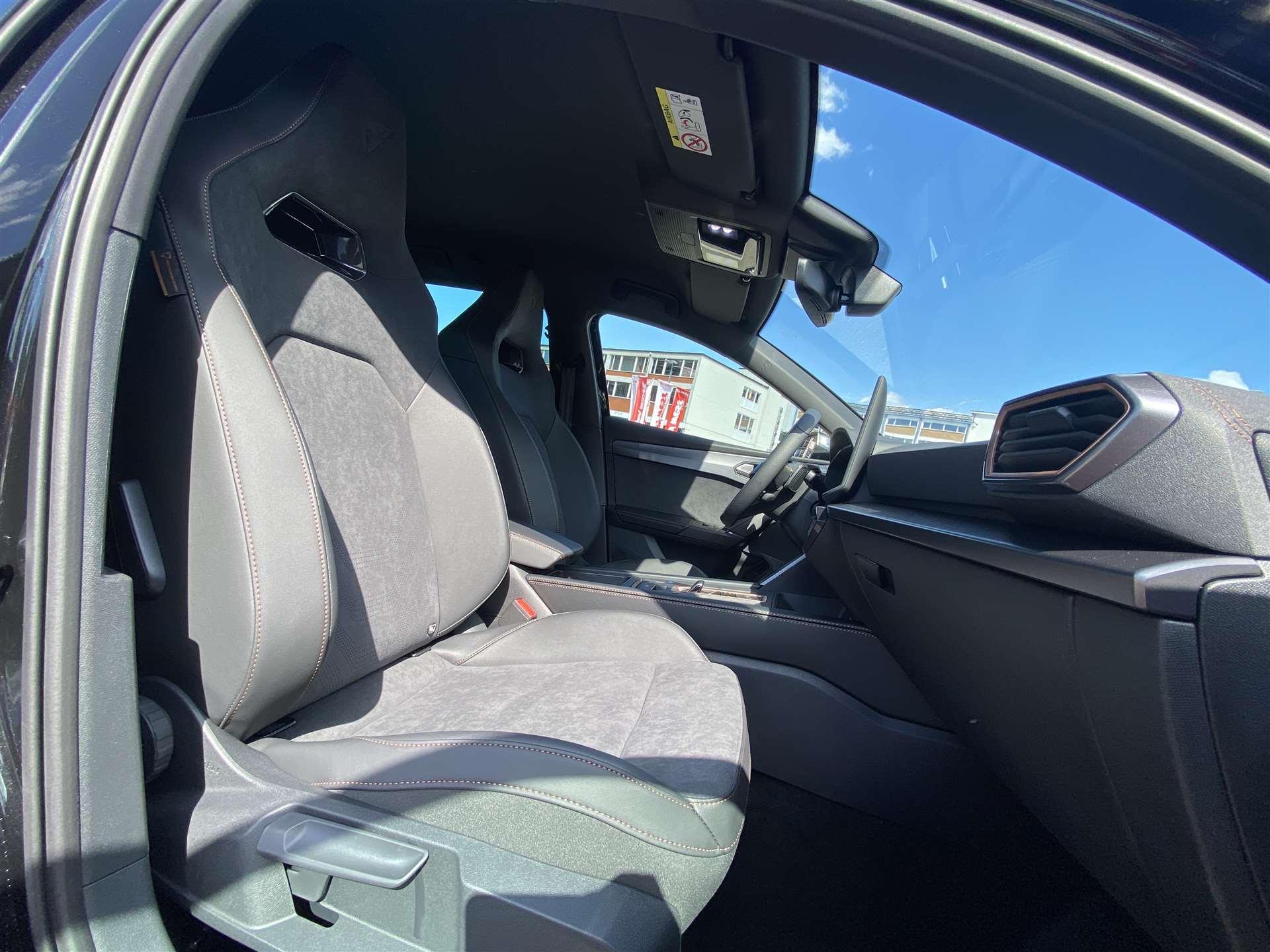 CUPRA LEON ST 2.0 TSi VZ 4Drive 333PS DSG-Automat-image-14