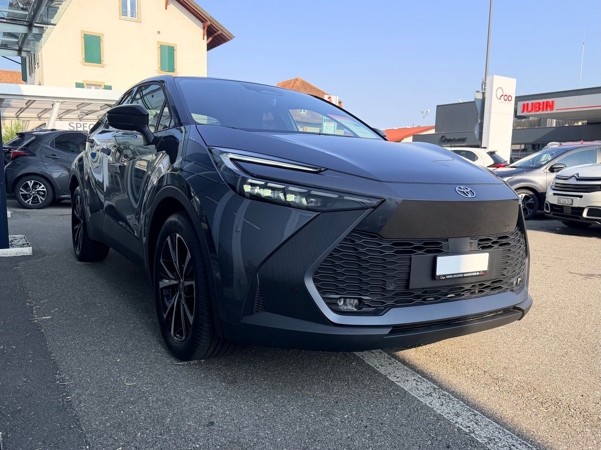 TOYOTA C-HR 2.0 HSD CVT Trend 2WD-image-3