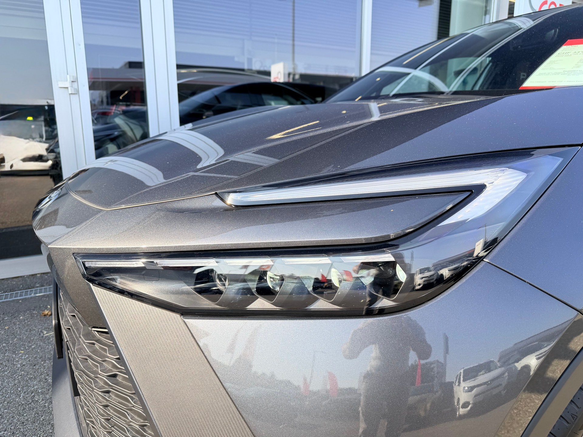 TOYOTA C-HR 2.0 HSD CVT Trend 2WD-image-7