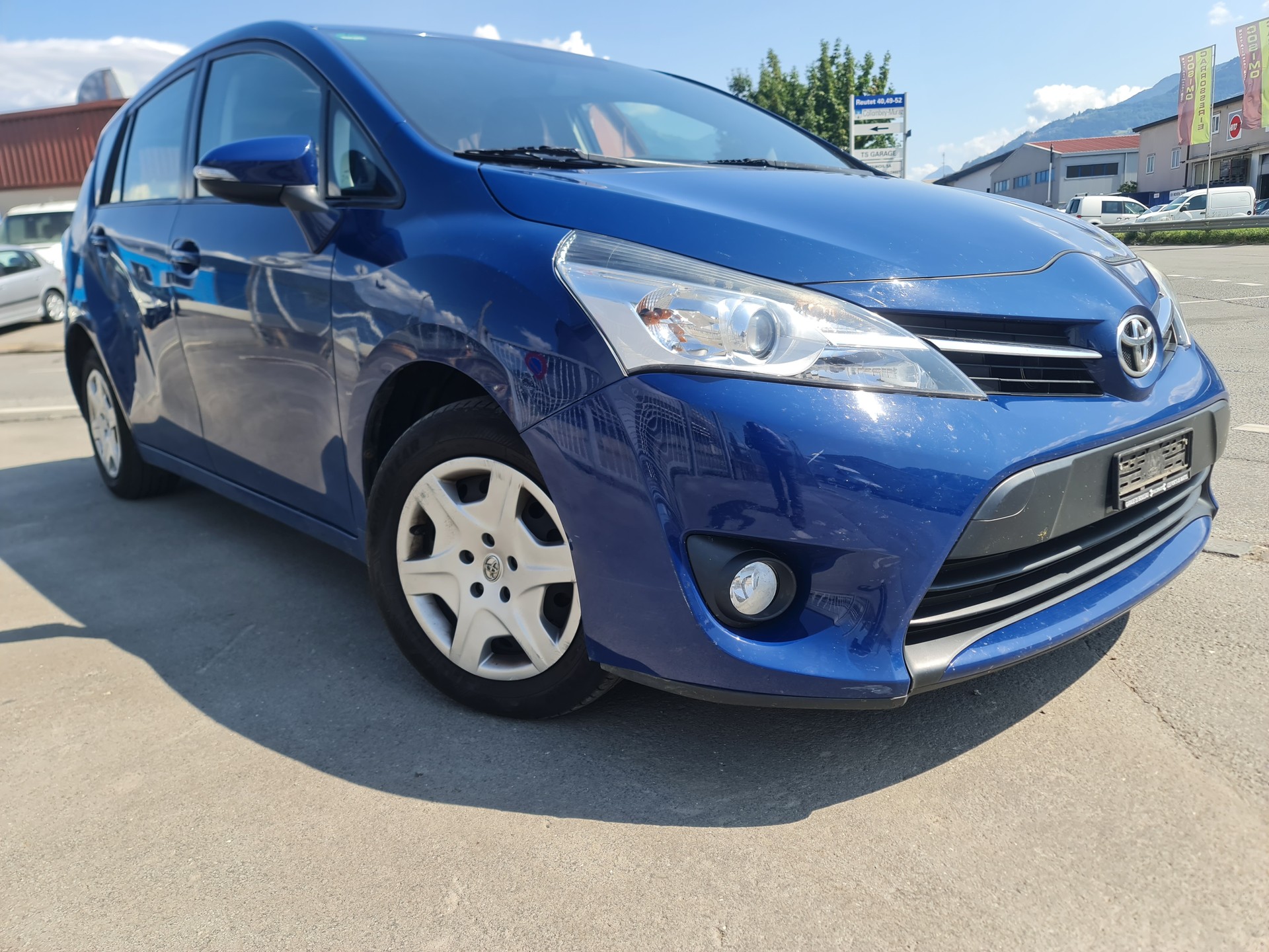 TOYOTA Verso 1.6 Terra-image-1