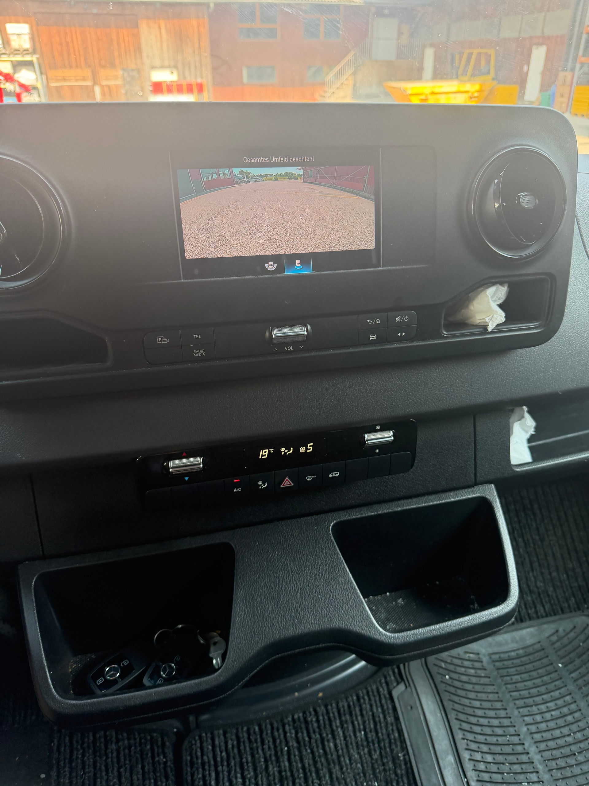 MERCEDES-BENZ Sprinter-image-7