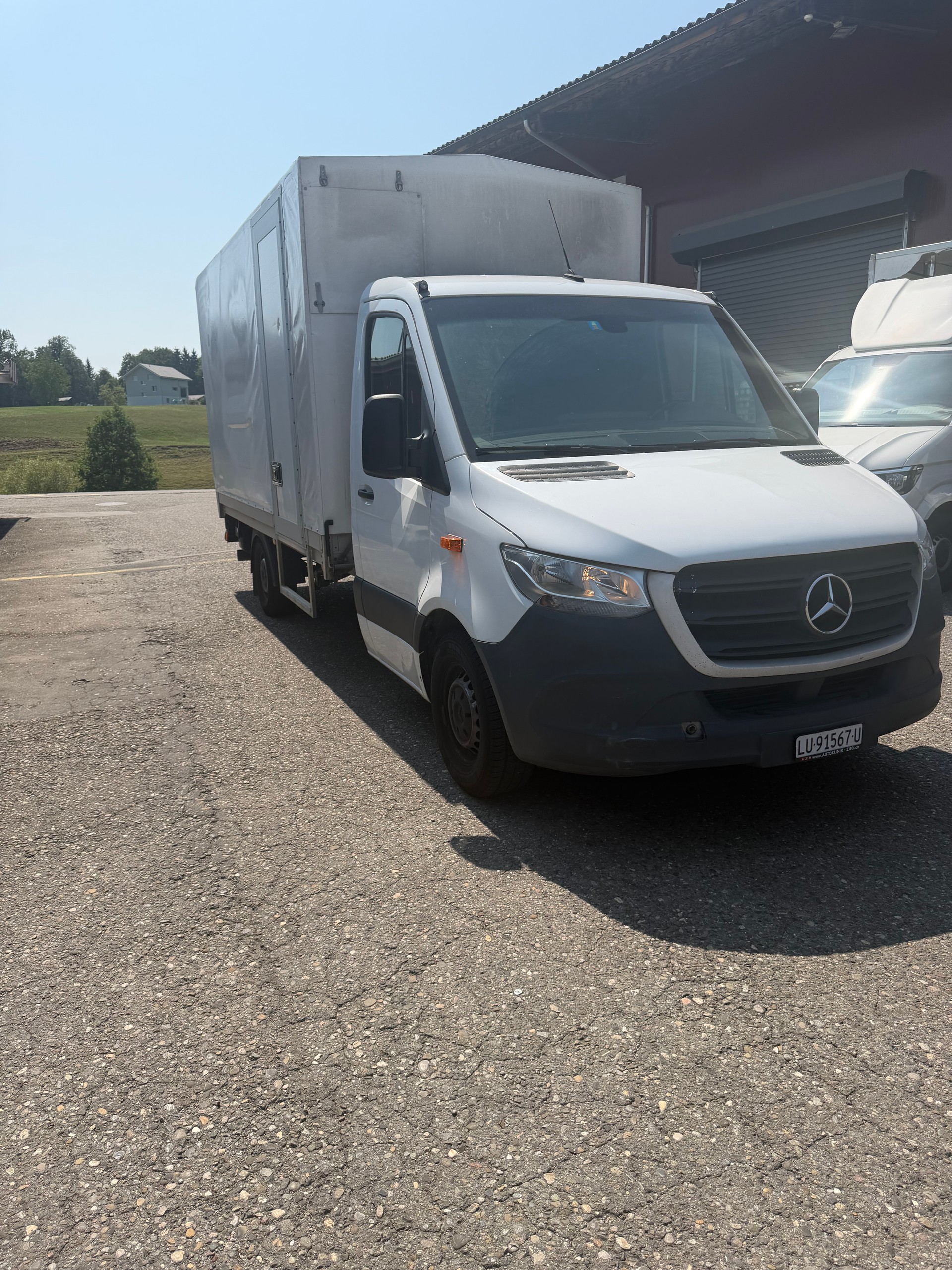 MERCEDES-BENZ Sprinter-image-1