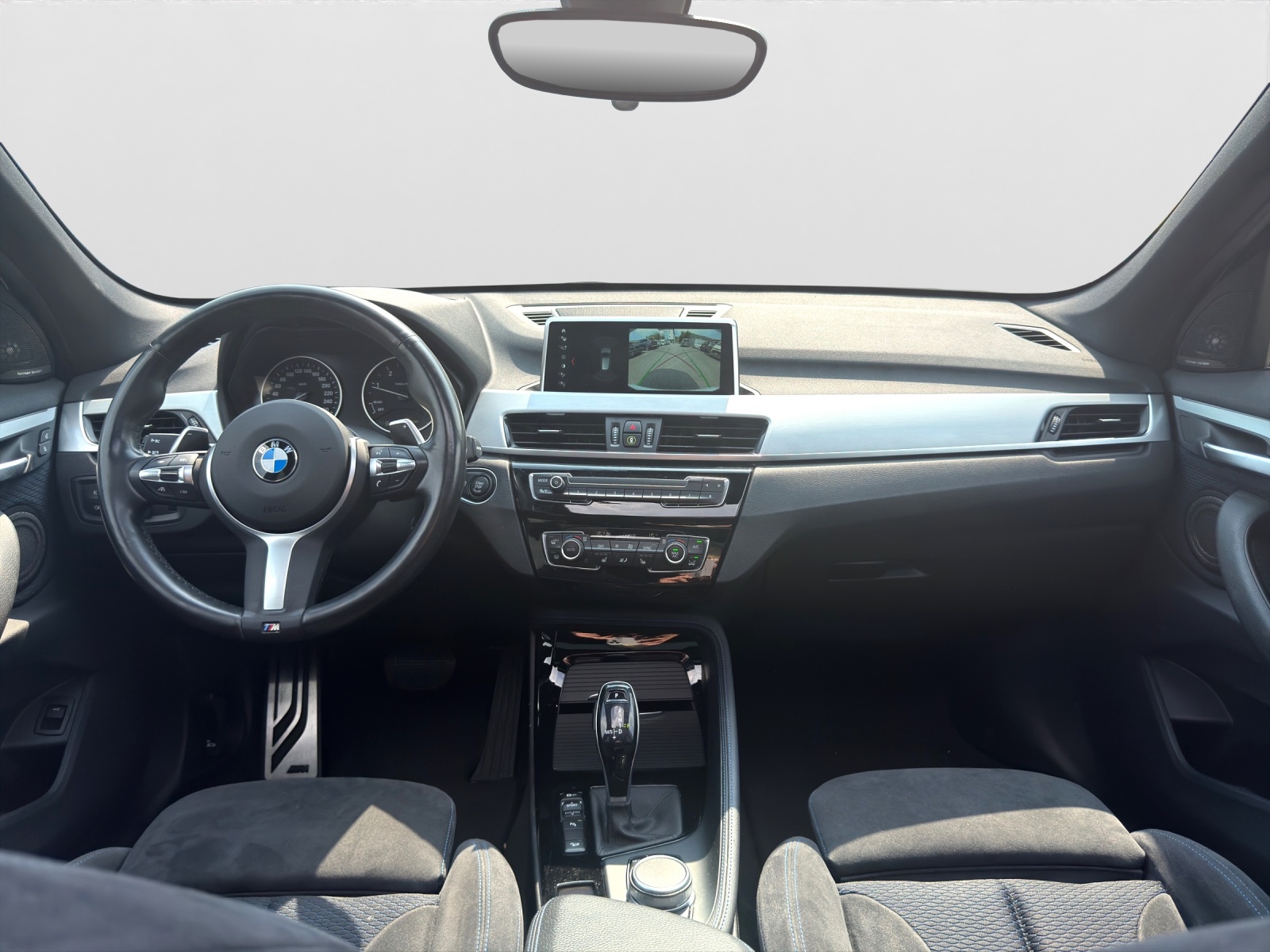 BMW X1 xDrive 20d M Sport Steptronic-image-11