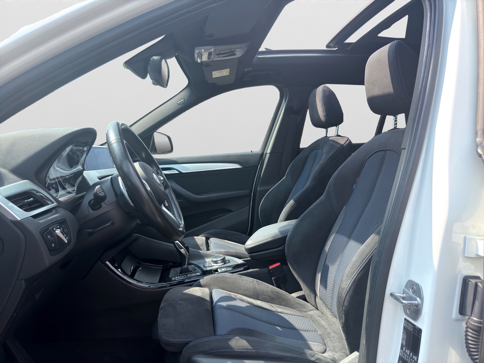 BMW X1 xDrive 20d M Sport Steptronic-image-8