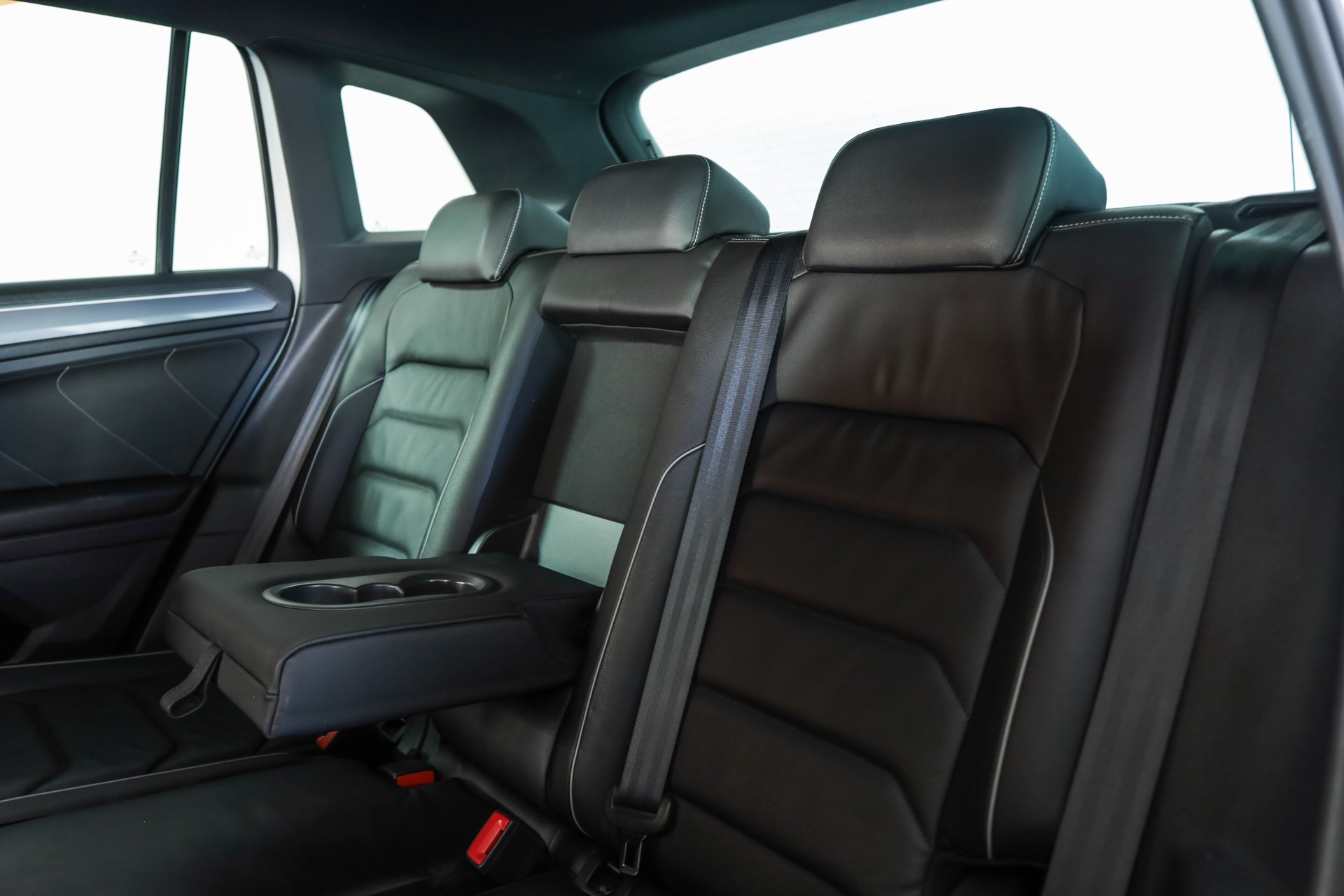 VW Tiguan 2.0TSI Highline 4Motion DSG-image-11