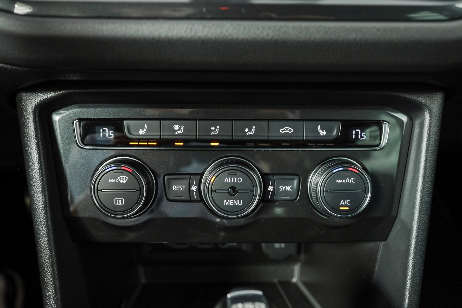 VW Tiguan 2.0TSI Highline 4Motion DSG-image-15