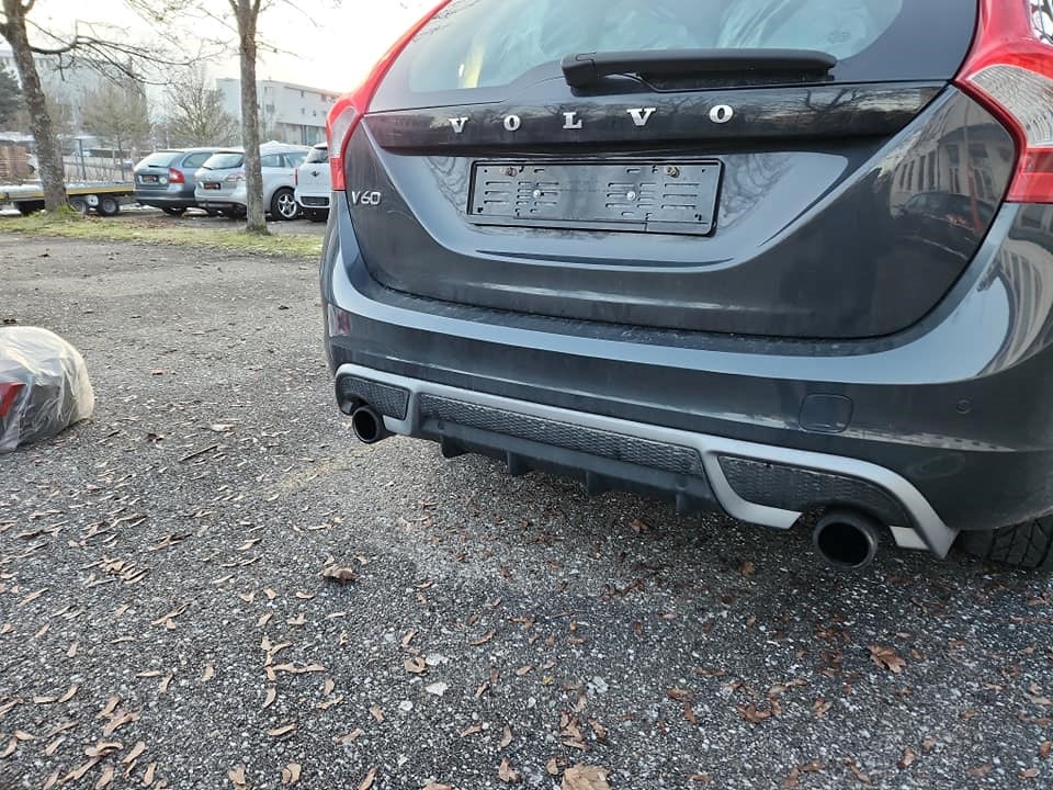 VOLVO V60 DRIVe-image-7