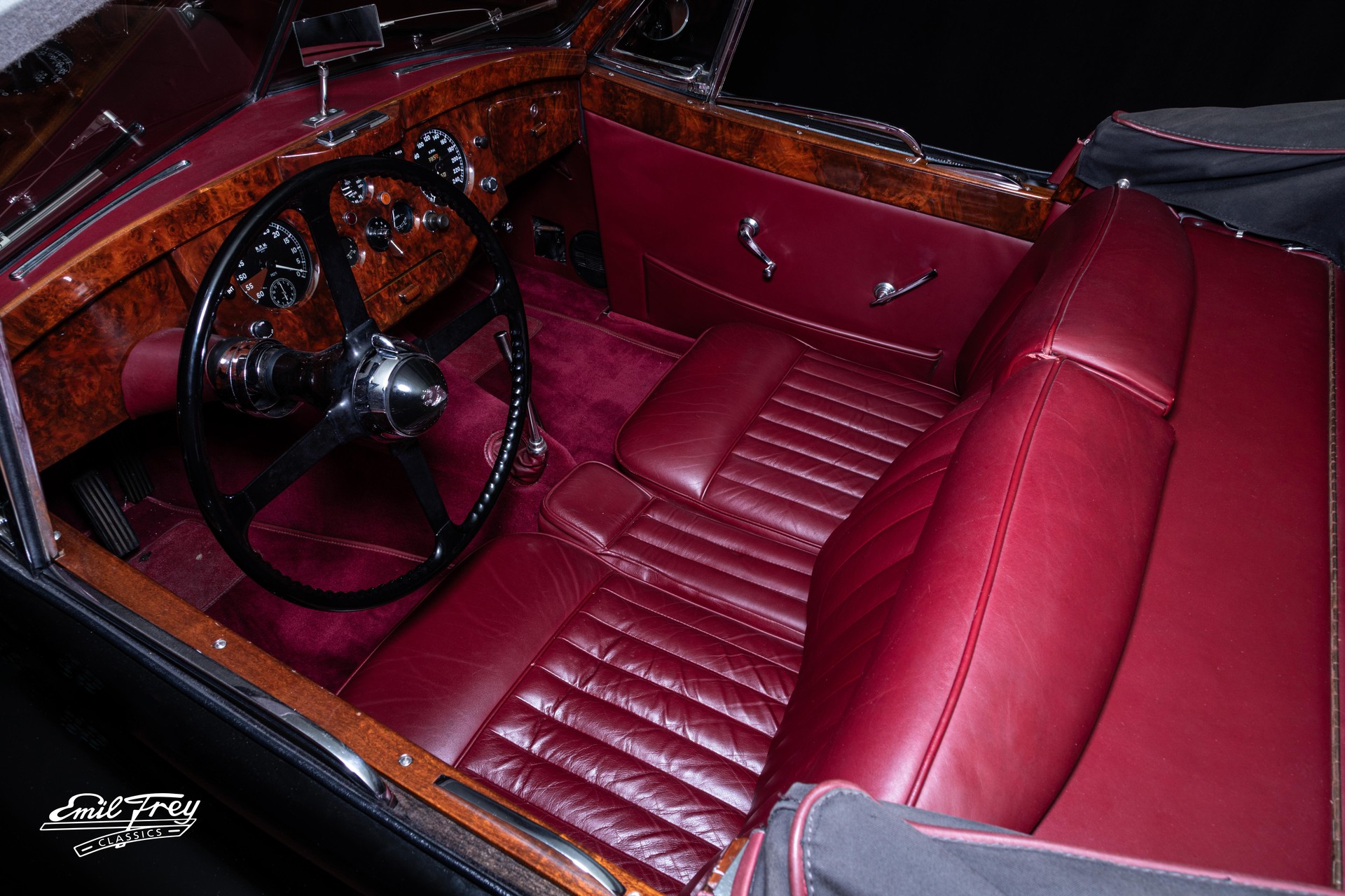 JAGUAR XK 120 DHC-image-5