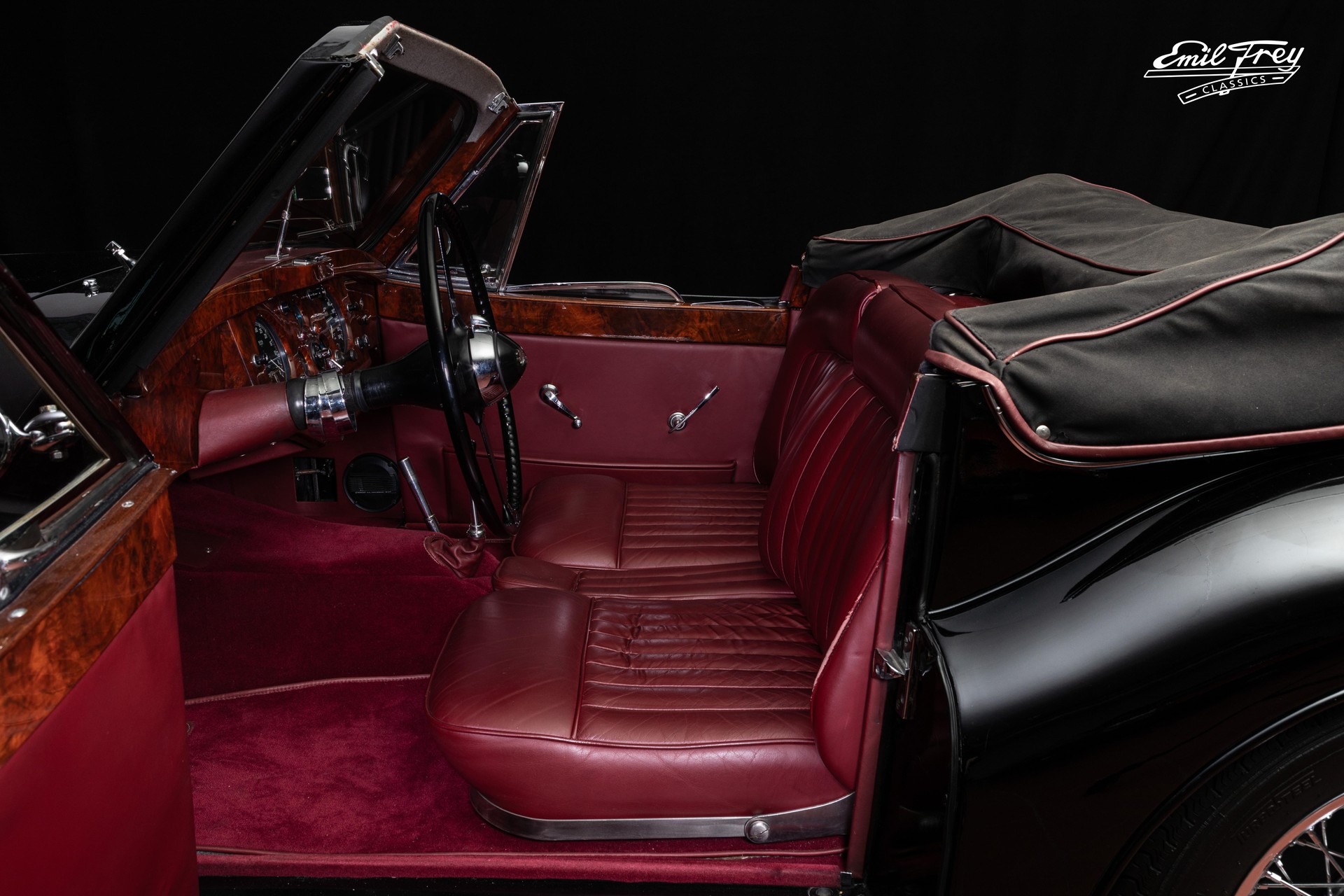 JAGUAR XK 120 DHC-image-6