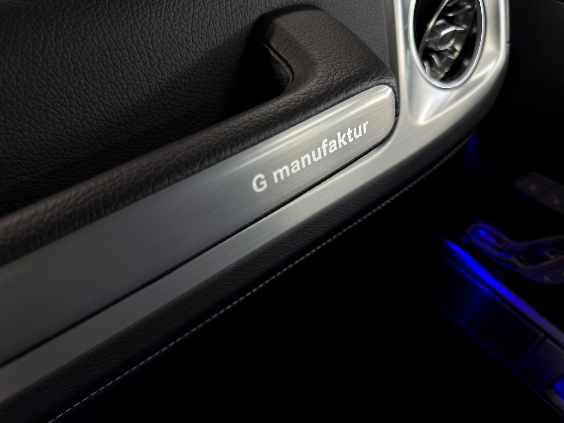 MERCEDES-BENZ Edition 1 Speedshift Plus G-Tronic-image-25