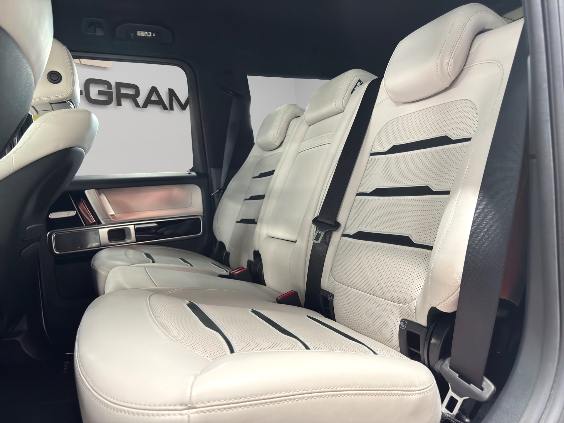 MERCEDES-BENZ Edition 1 Speedshift Plus G-Tronic-image-29