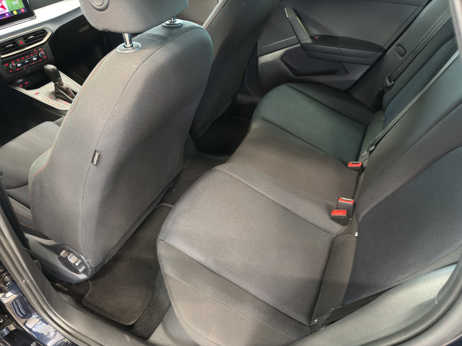 SEAT Ibiza 1.0 EcoTSI Hola FR DSG-image-11