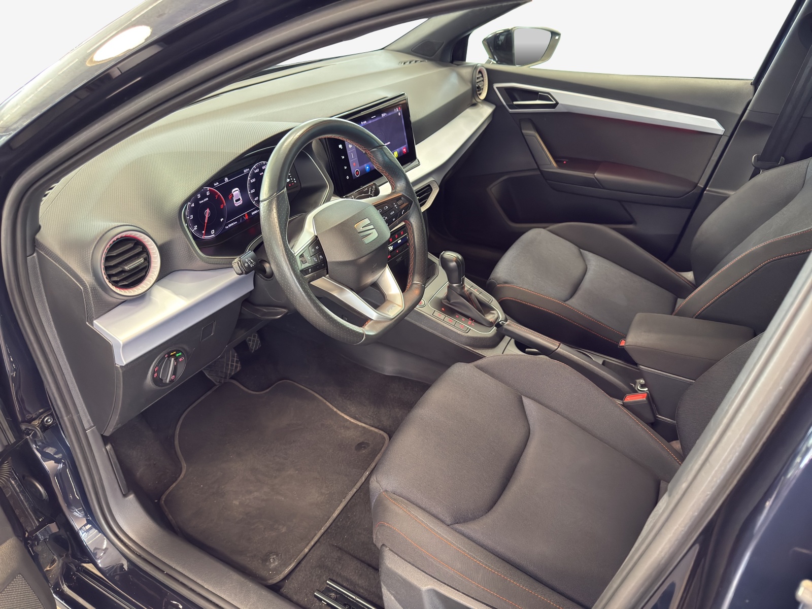 SEAT Ibiza 1.0 EcoTSI Hola FR DSG-image-7