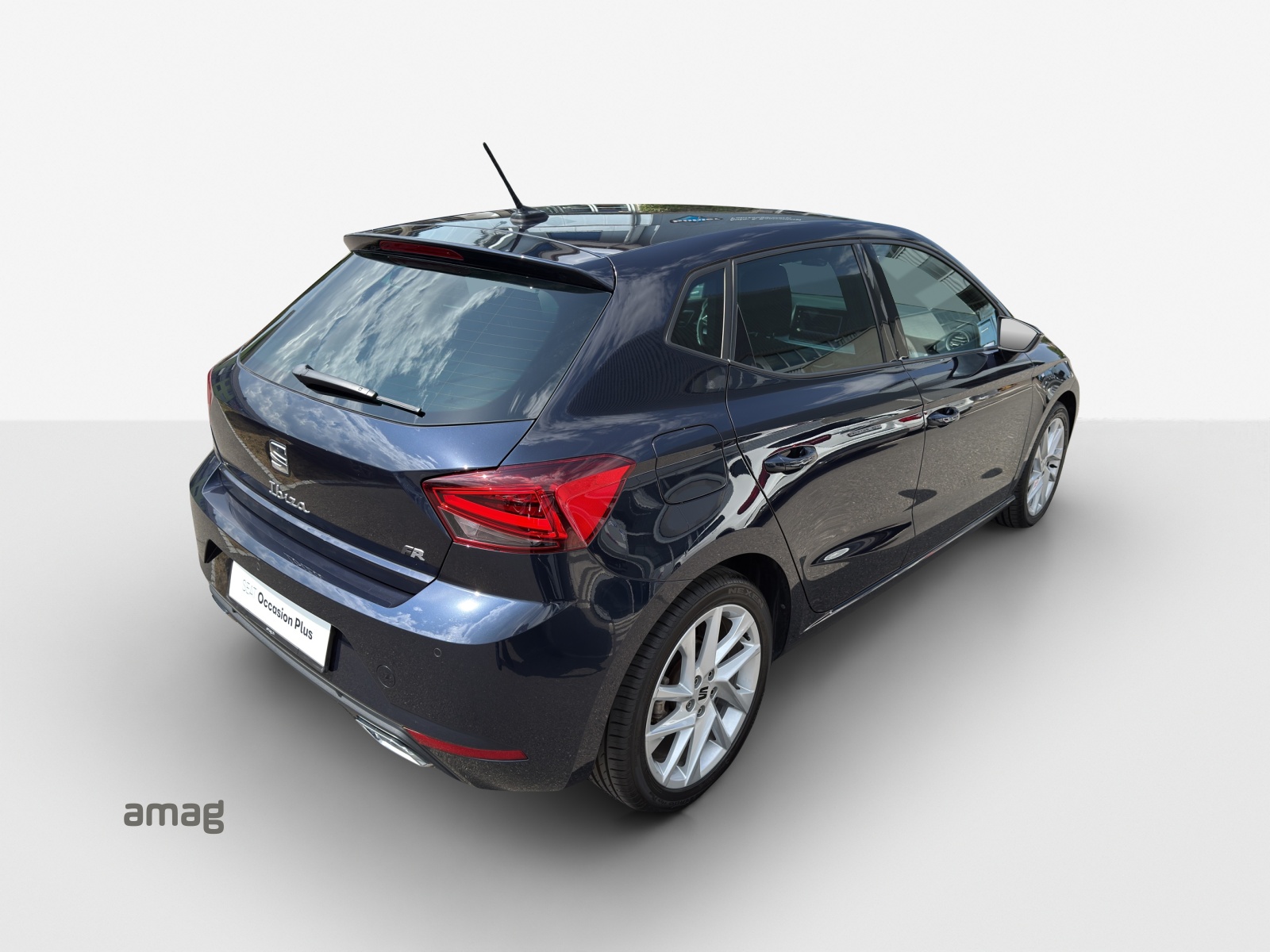 SEAT Ibiza 1.0 EcoTSI Hola FR DSG-image-4