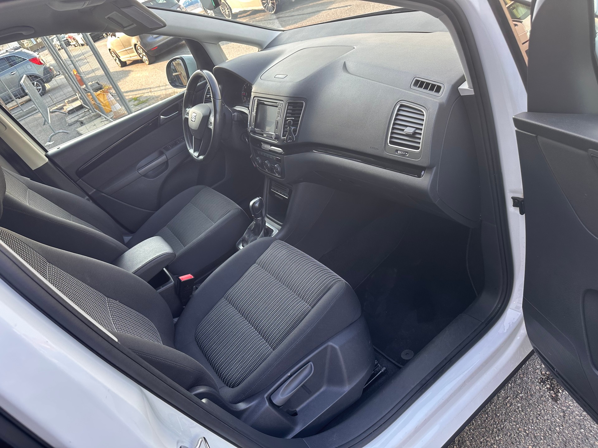 SEAT Alhambra 2.0 TDI 4Drive Style-image-11