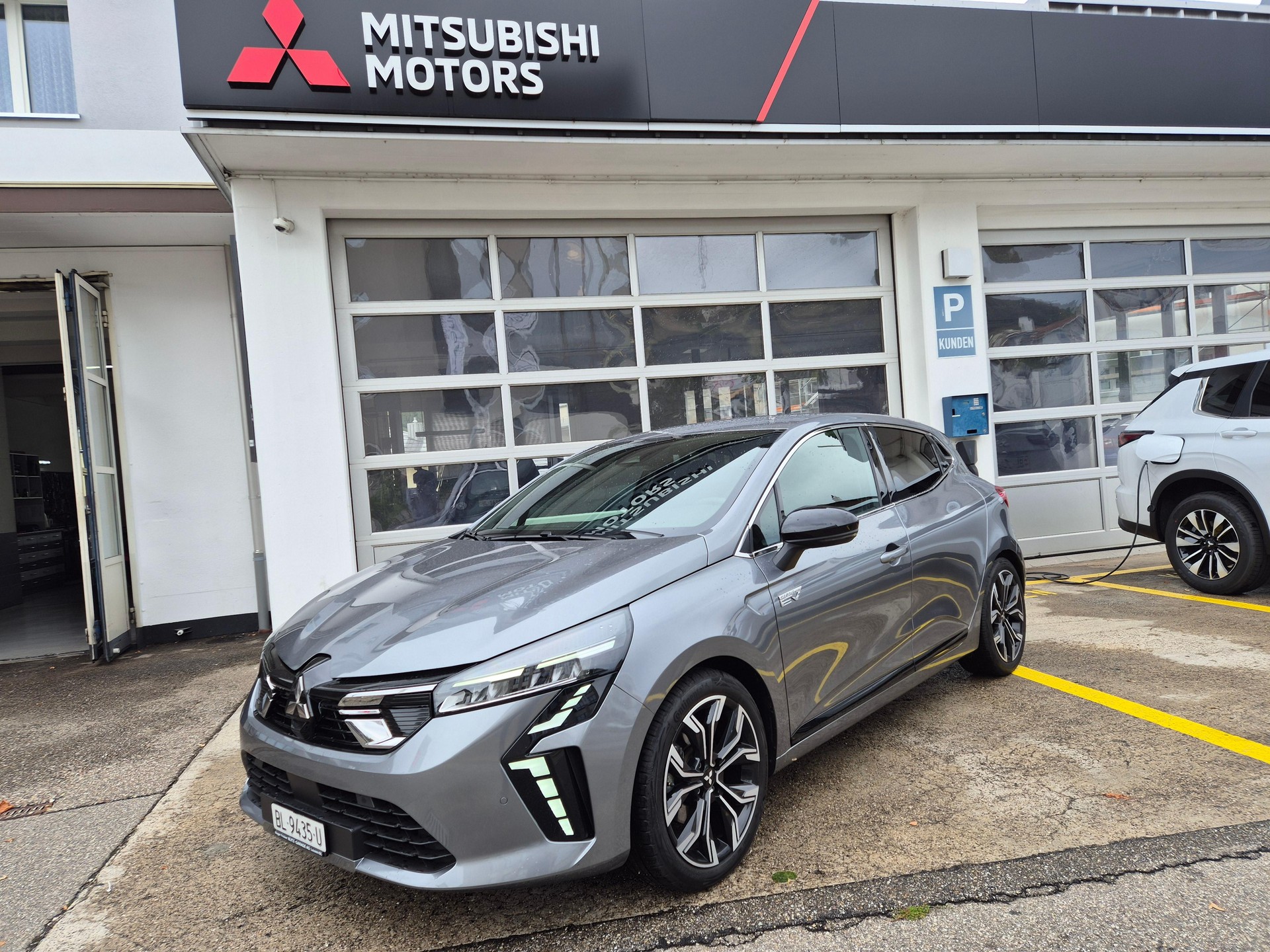 MITSUBISHI Colt 1.6 HEV Intense