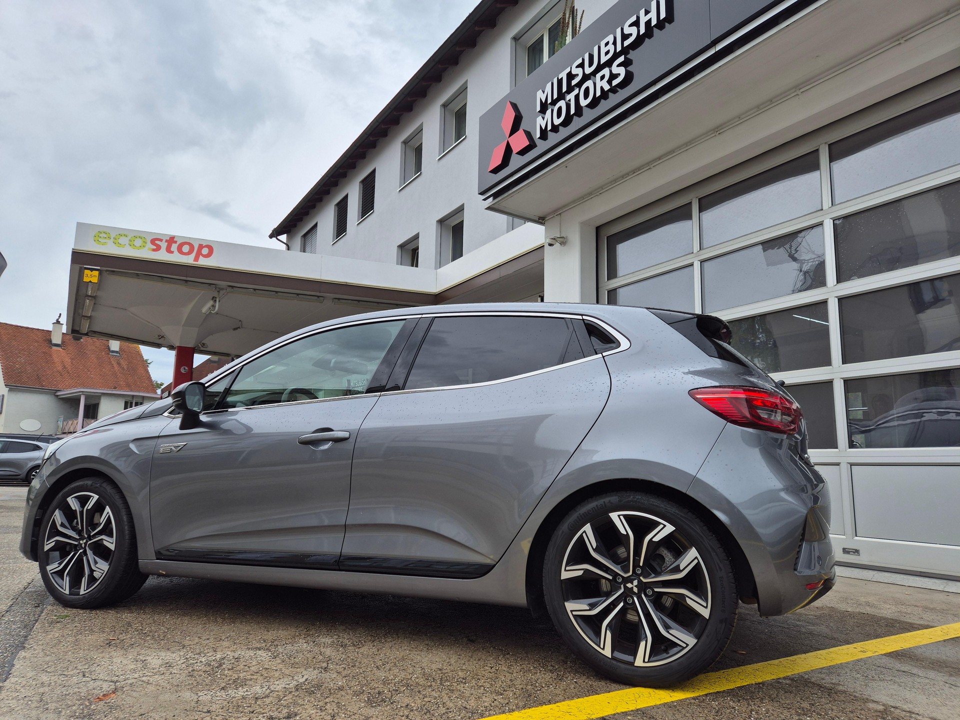 MITSUBISHI Colt 1.6 HEV Intense-showroom-element-2