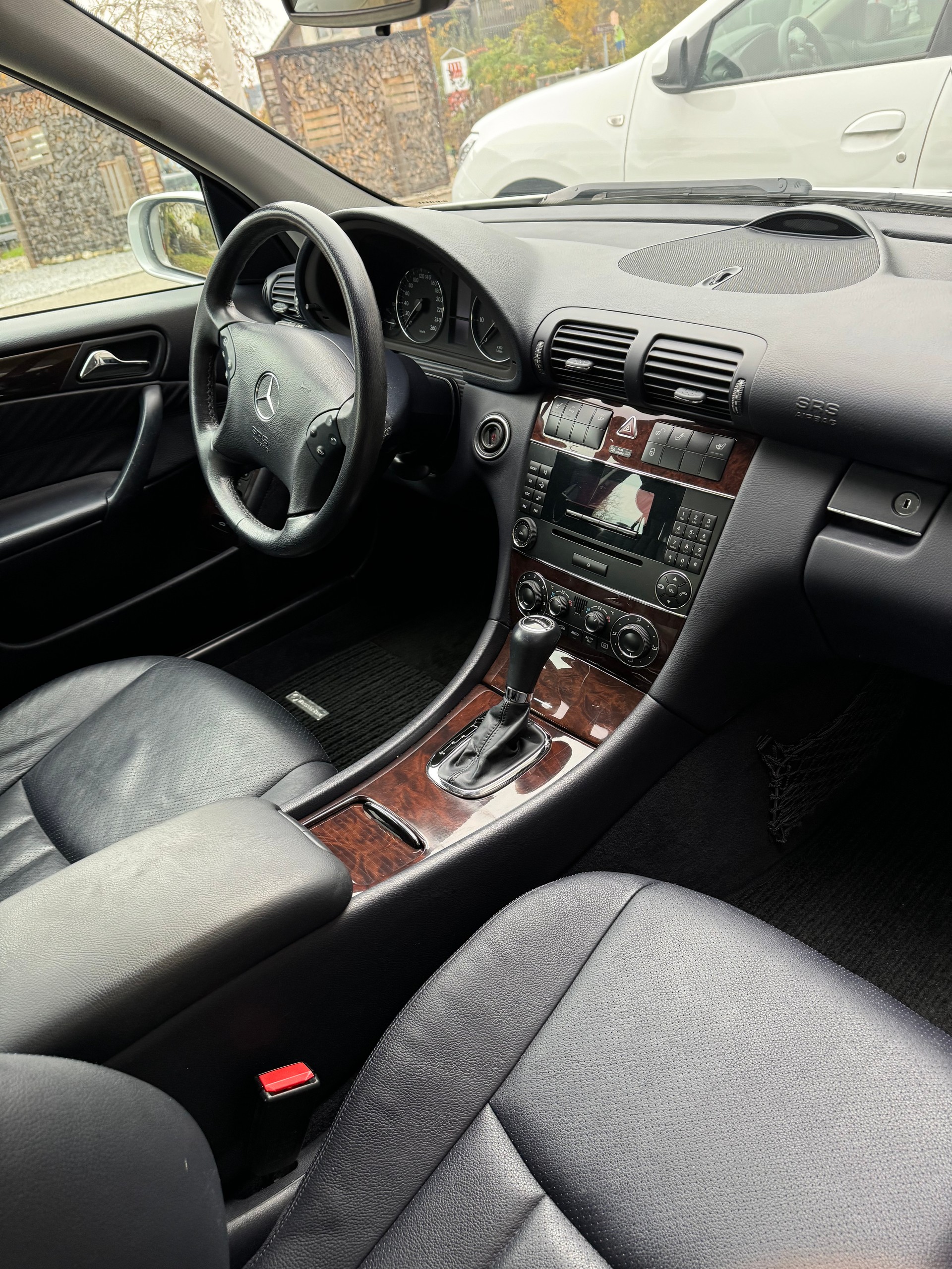 MERCEDES-BENZ C 240 V6-image-3