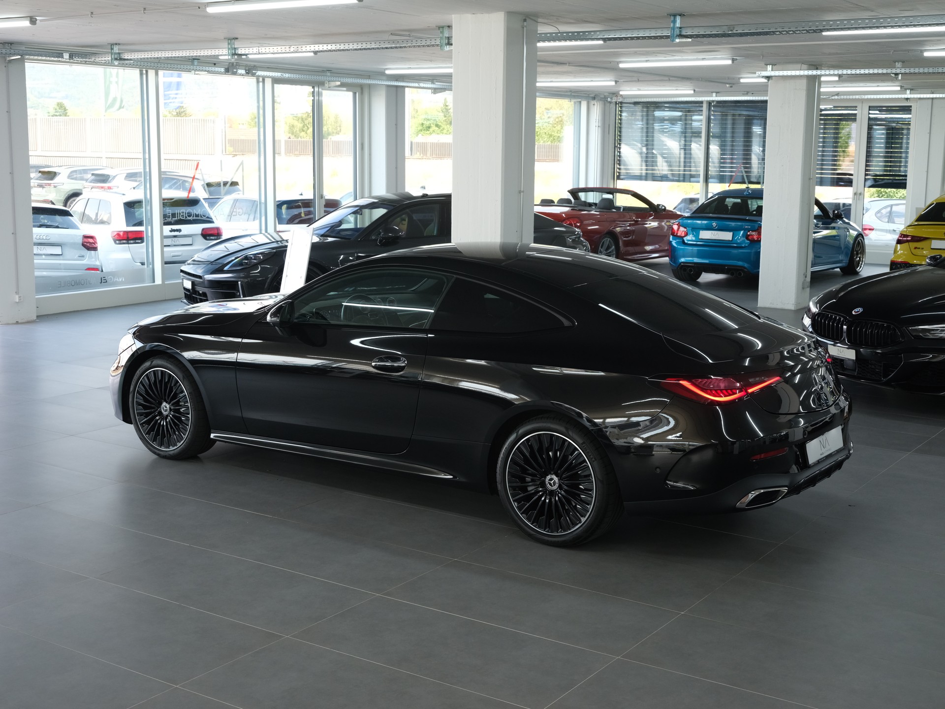 MERCEDES-BENZ CLE 300 Coupé 4Matic 9G-Tronic *Burmester* *Panorama* *360 Kamera*-image-15