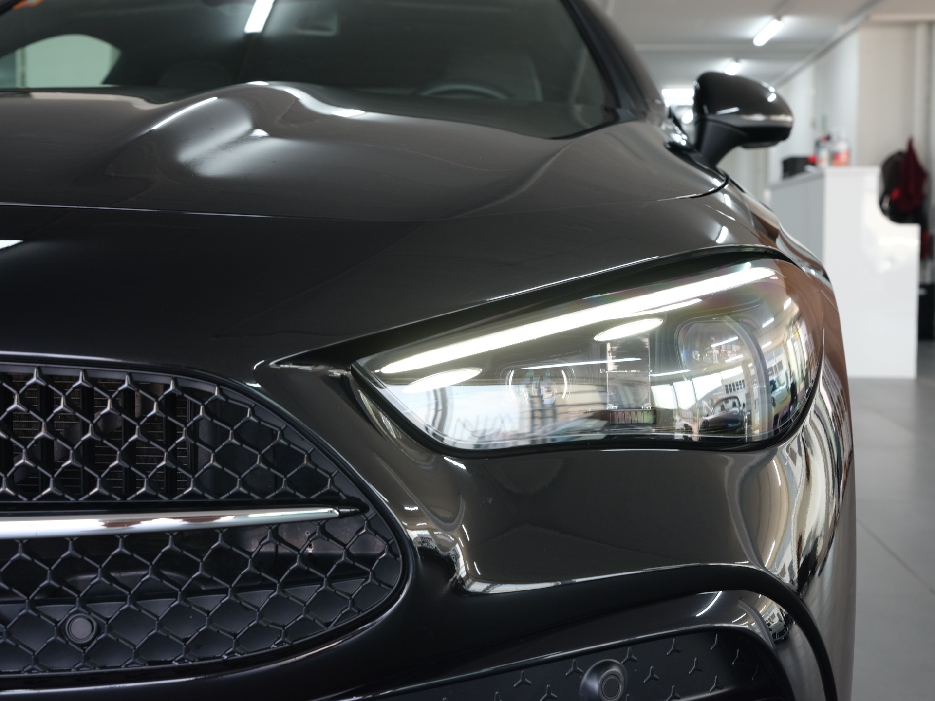 MERCEDES-BENZ CLE 300 Coupé 4Matic 9G-Tronic *Burmester* *Panorama* *360 Kamera*-image-9