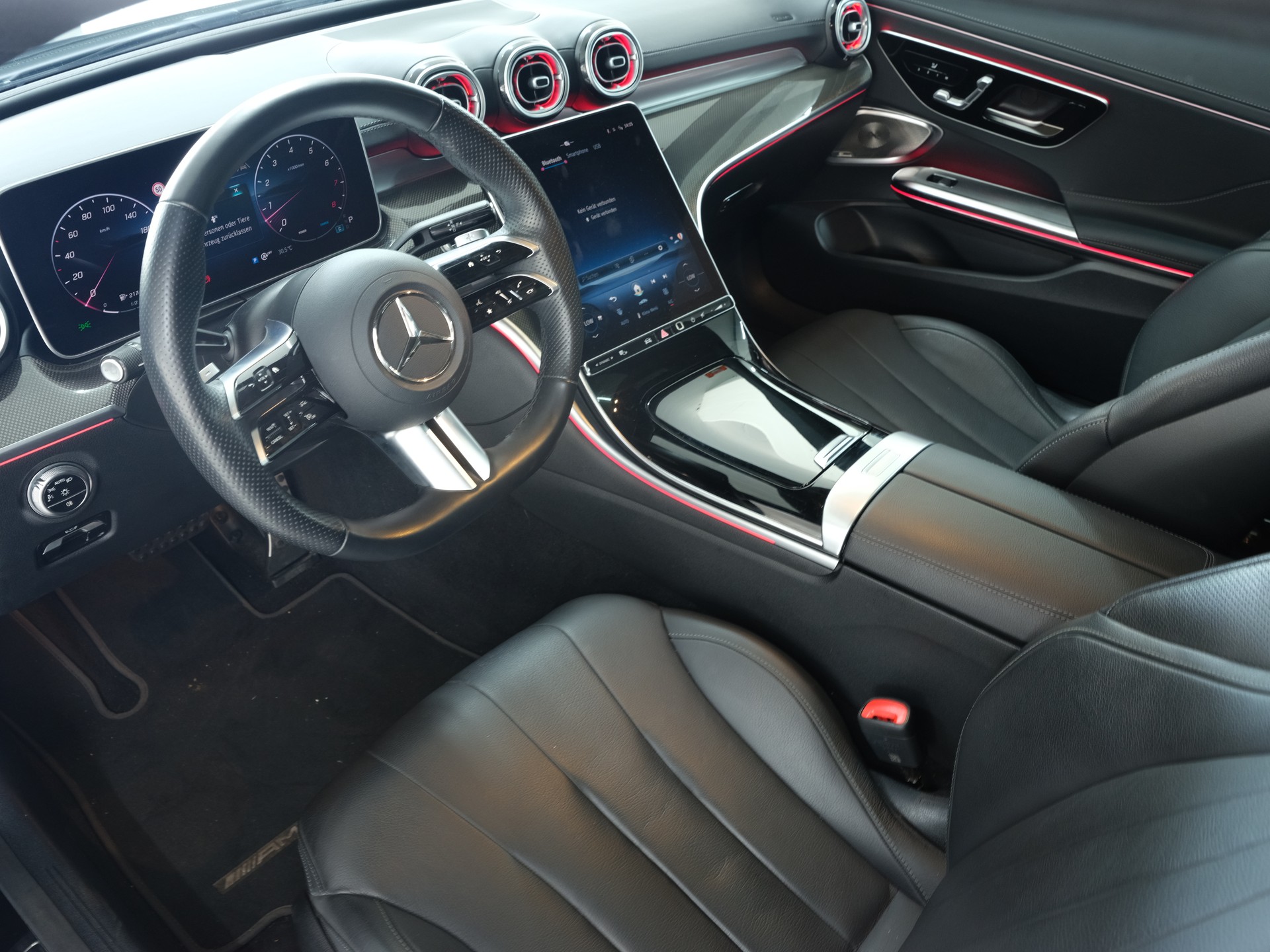 MERCEDES-BENZ CLE 300 Coupé 4Matic 9G-Tronic *Burmester* *Panorama* *360 Kamera*-image-17