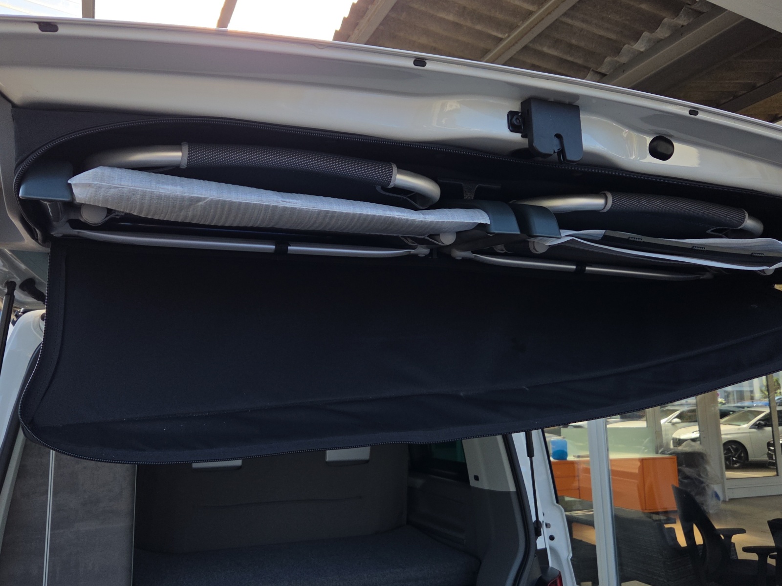 VW T6.1 California 2.0 TDI Ocean Edition Liberty 4Motion DSG-image-16