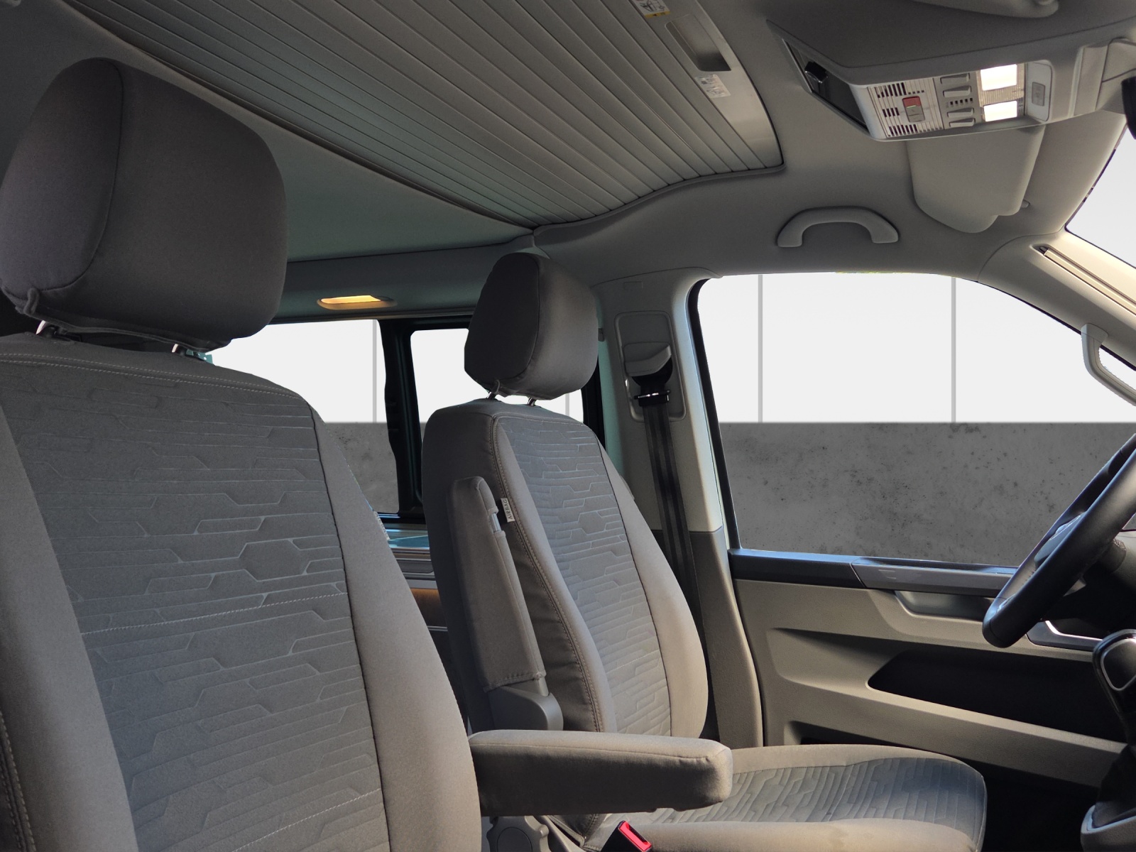 VW T6.1 California 2.0 TDI Ocean Edition Liberty 4Motion DSG-image-12