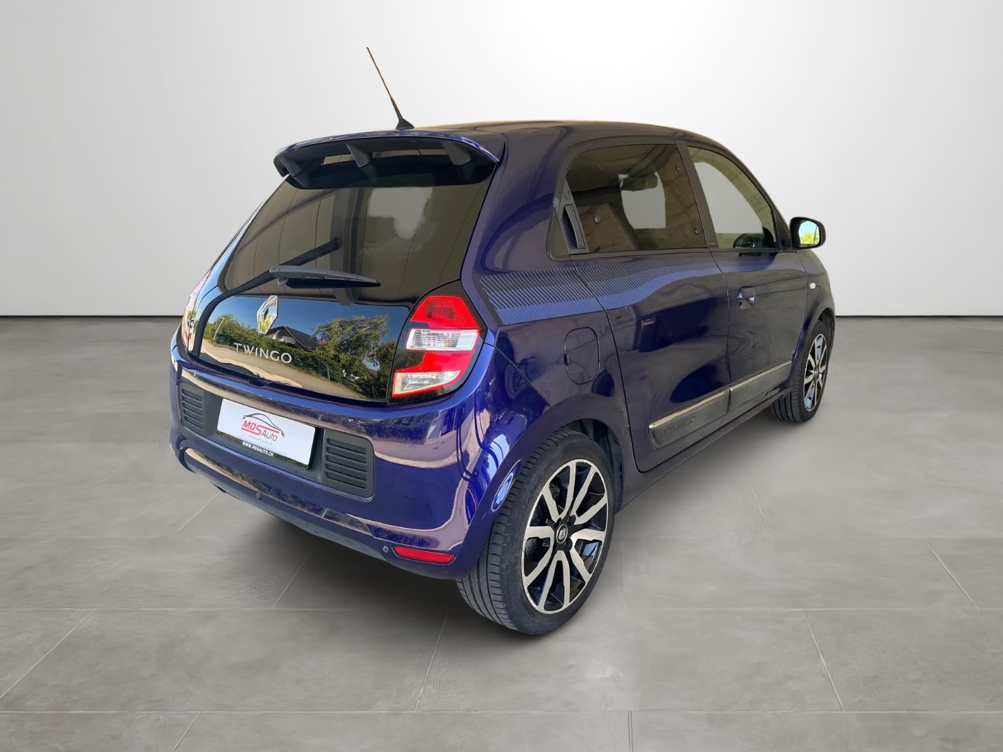 RENAULT Twingo 0.9 Iconic-image-3