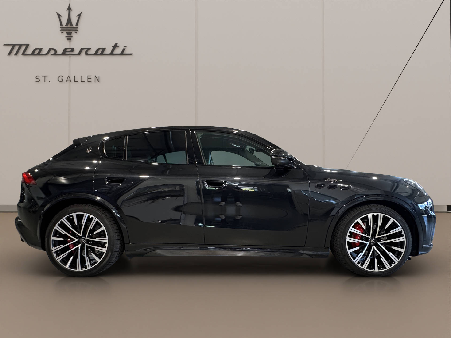 MASERATI Grecale 3.0 V6 Trofeo-image-3