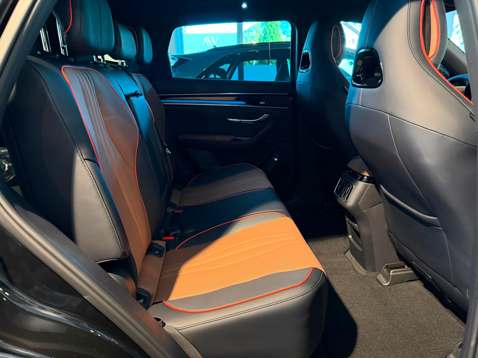 BYD Seal U DM-i Design AWD-image-9