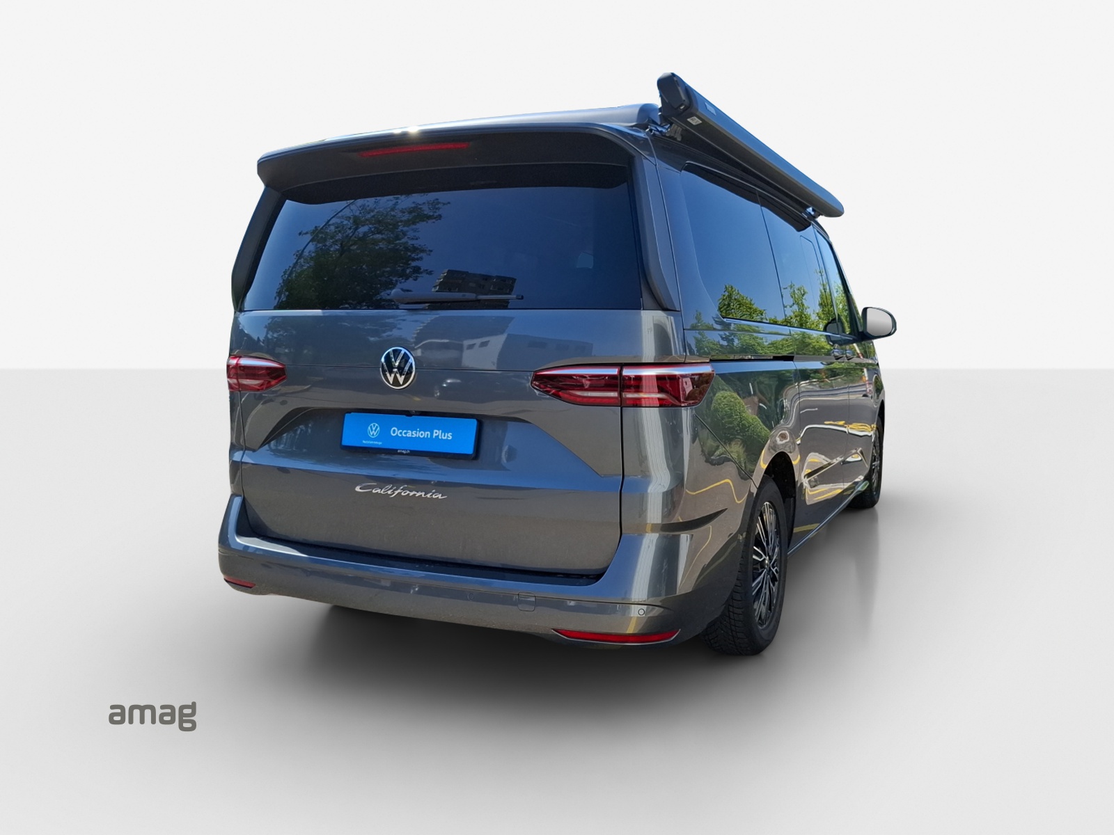 VW California 2.0 TSI Beach Tour-image-4