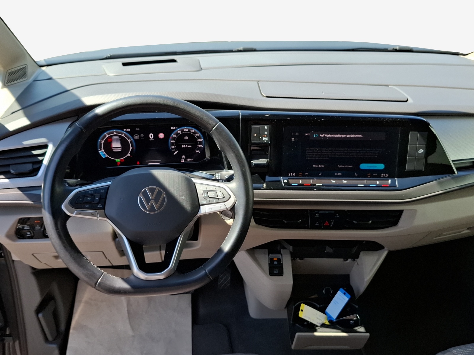 VW California 2.0 TSI Beach Tour-image-8