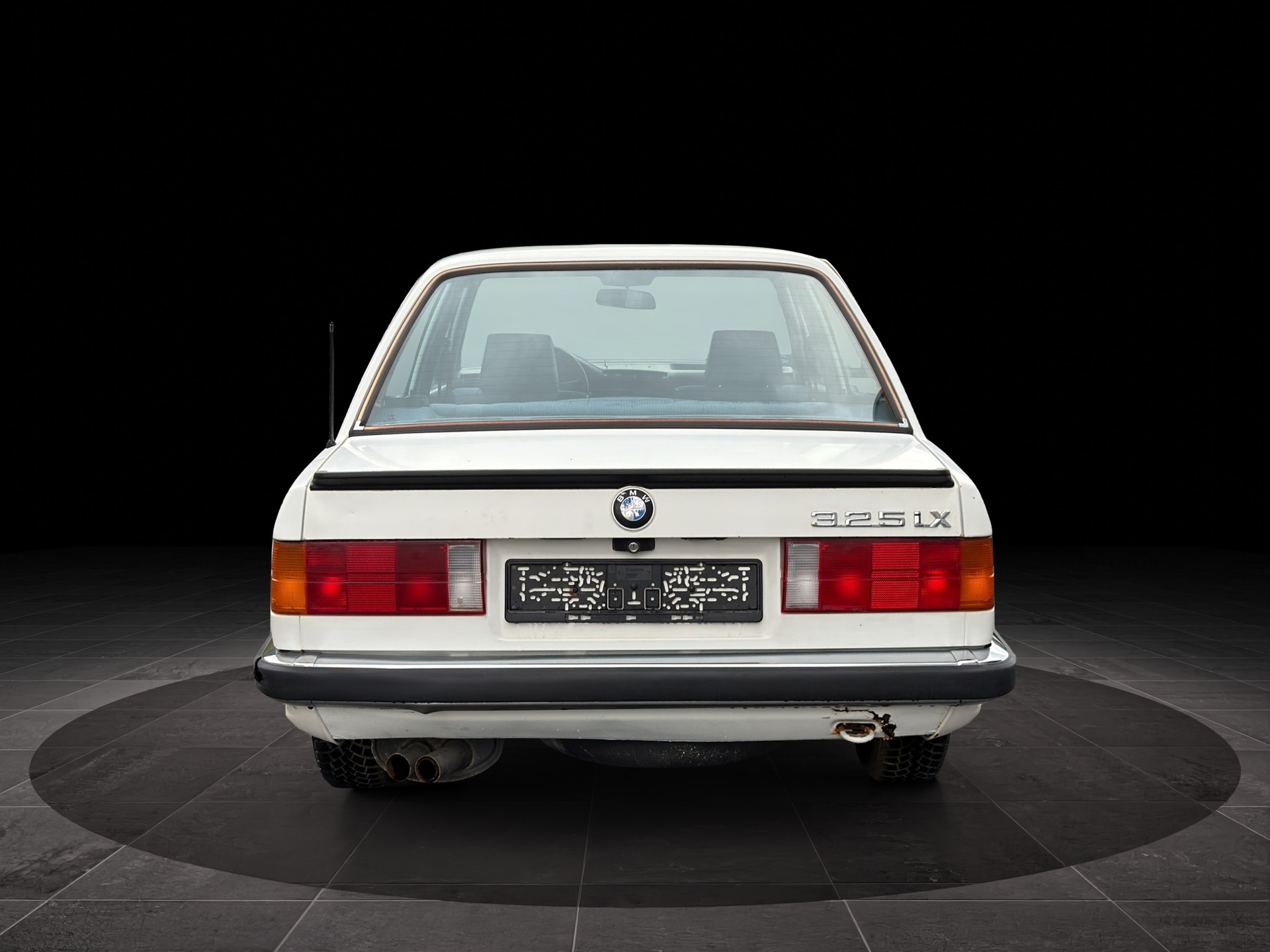 BMW 325iX A-image-2