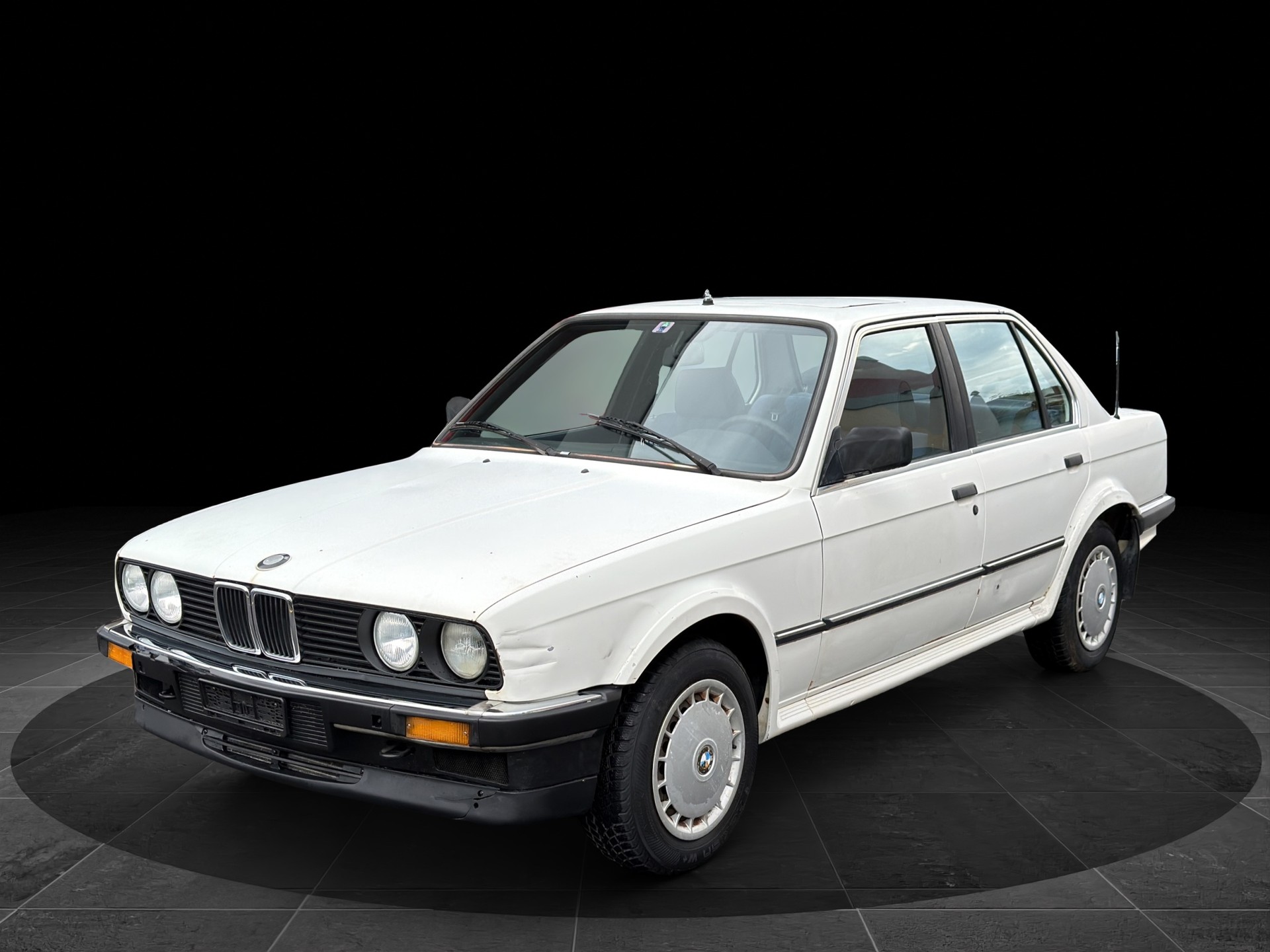 BMW 325iX A-image-4