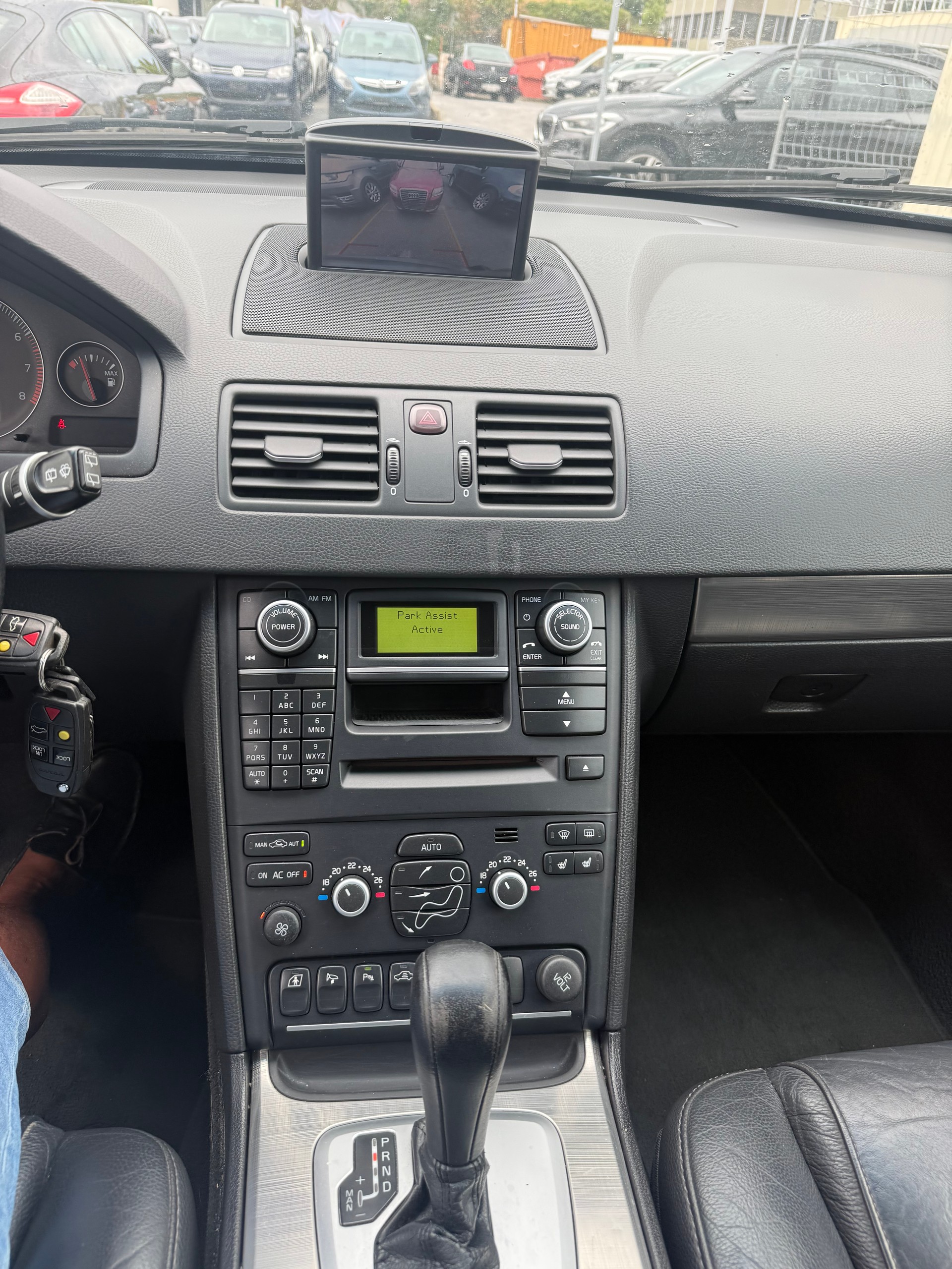 VOLVO XC90 3.2 AWD Summum Geartronic-image-12