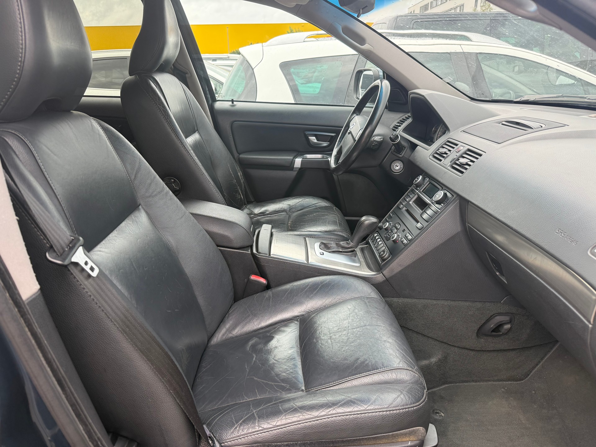 VOLVO XC90 3.2 AWD Summum Geartronic-image-9