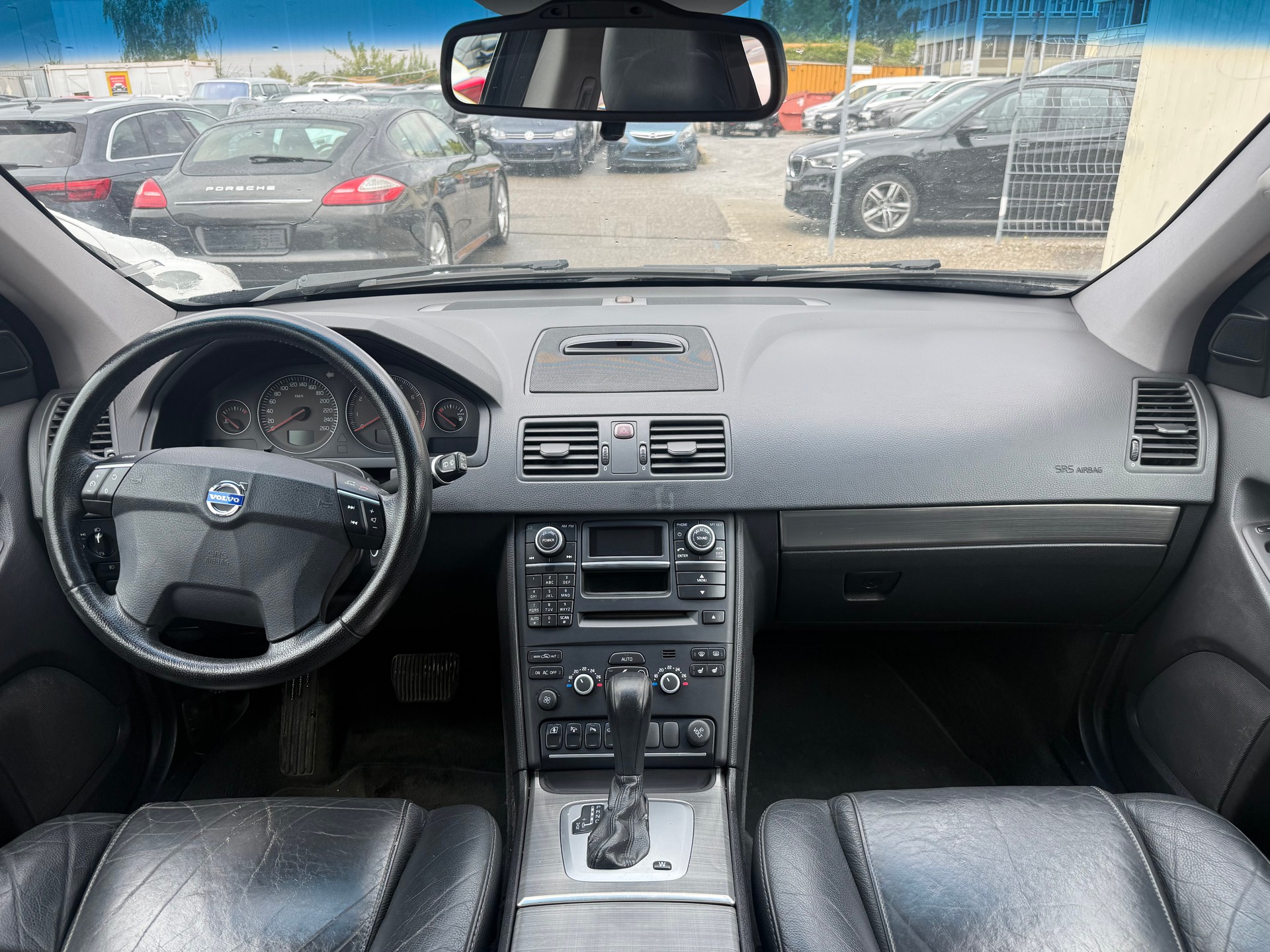 VOLVO XC90 3.2 AWD Summum Geartronic-image-11