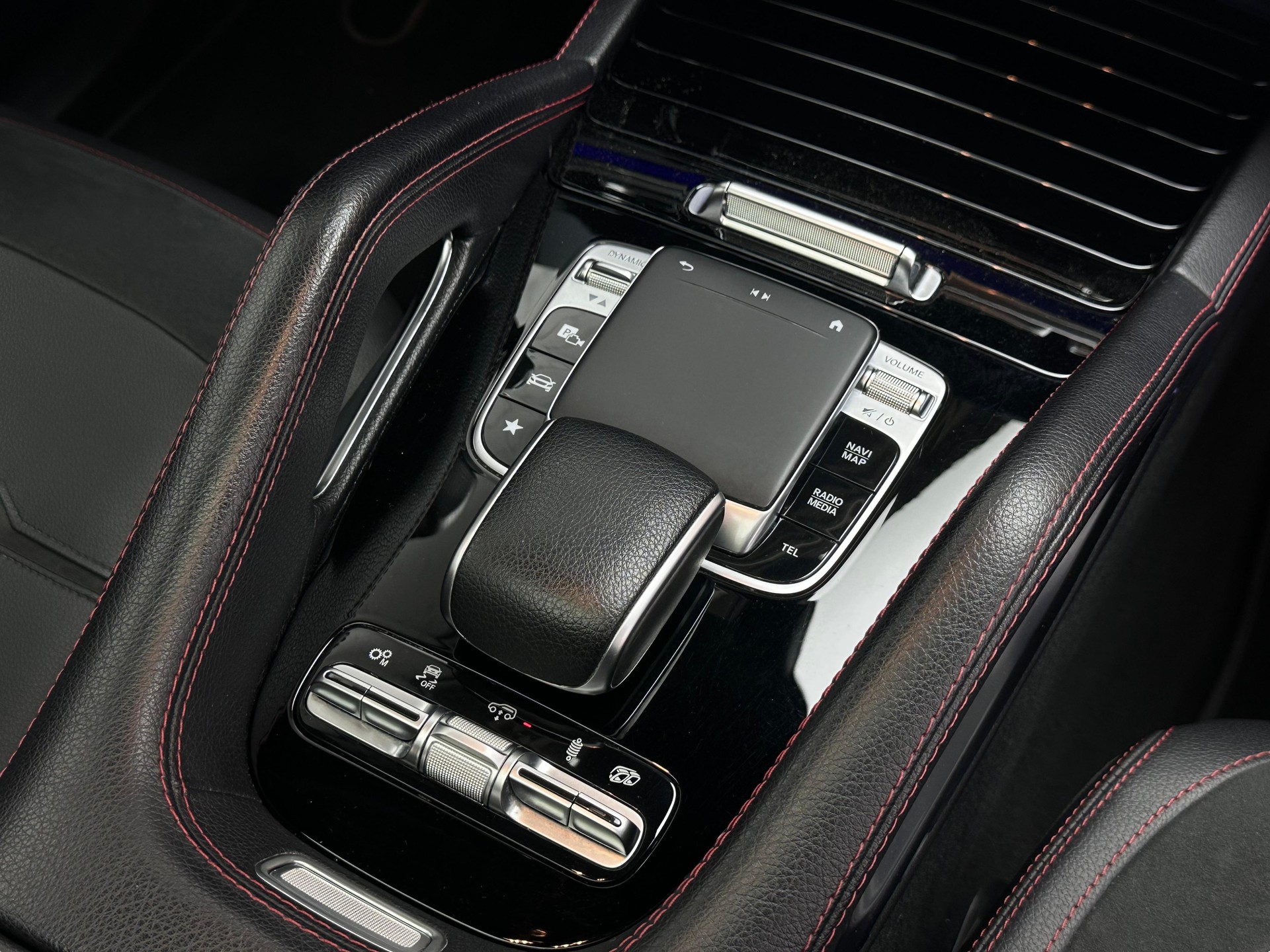 MERCEDES-BENZ GLE 53 AMG 4Matic+ 9G-Speedshift-image-13