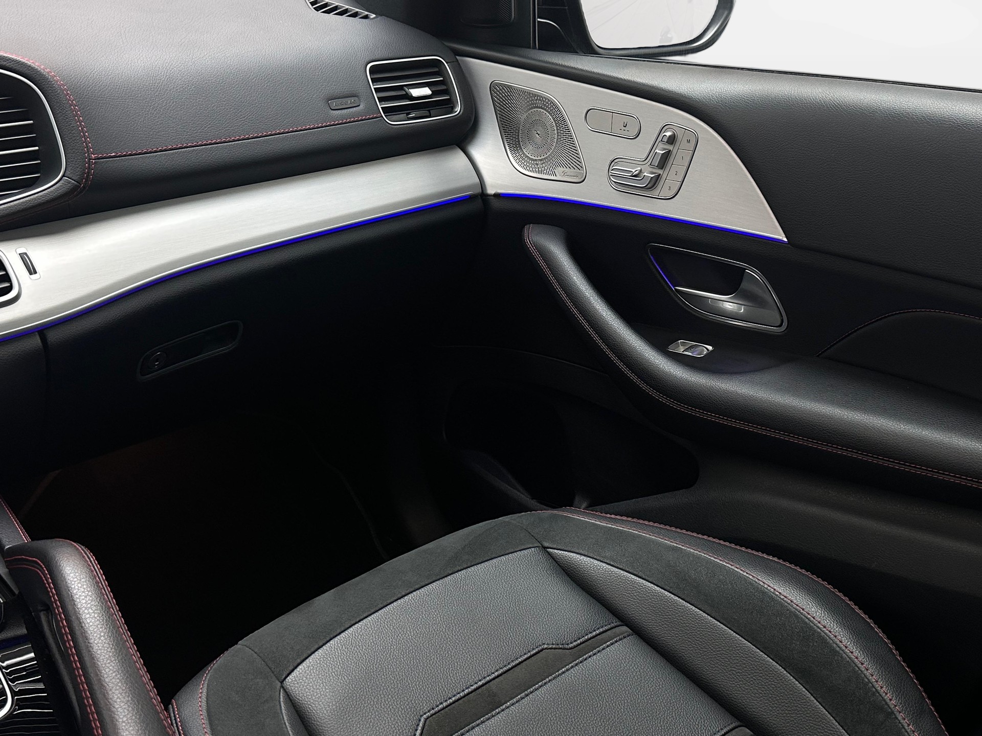 MERCEDES-BENZ GLE 53 AMG 4Matic+ 9G-Speedshift-image-23